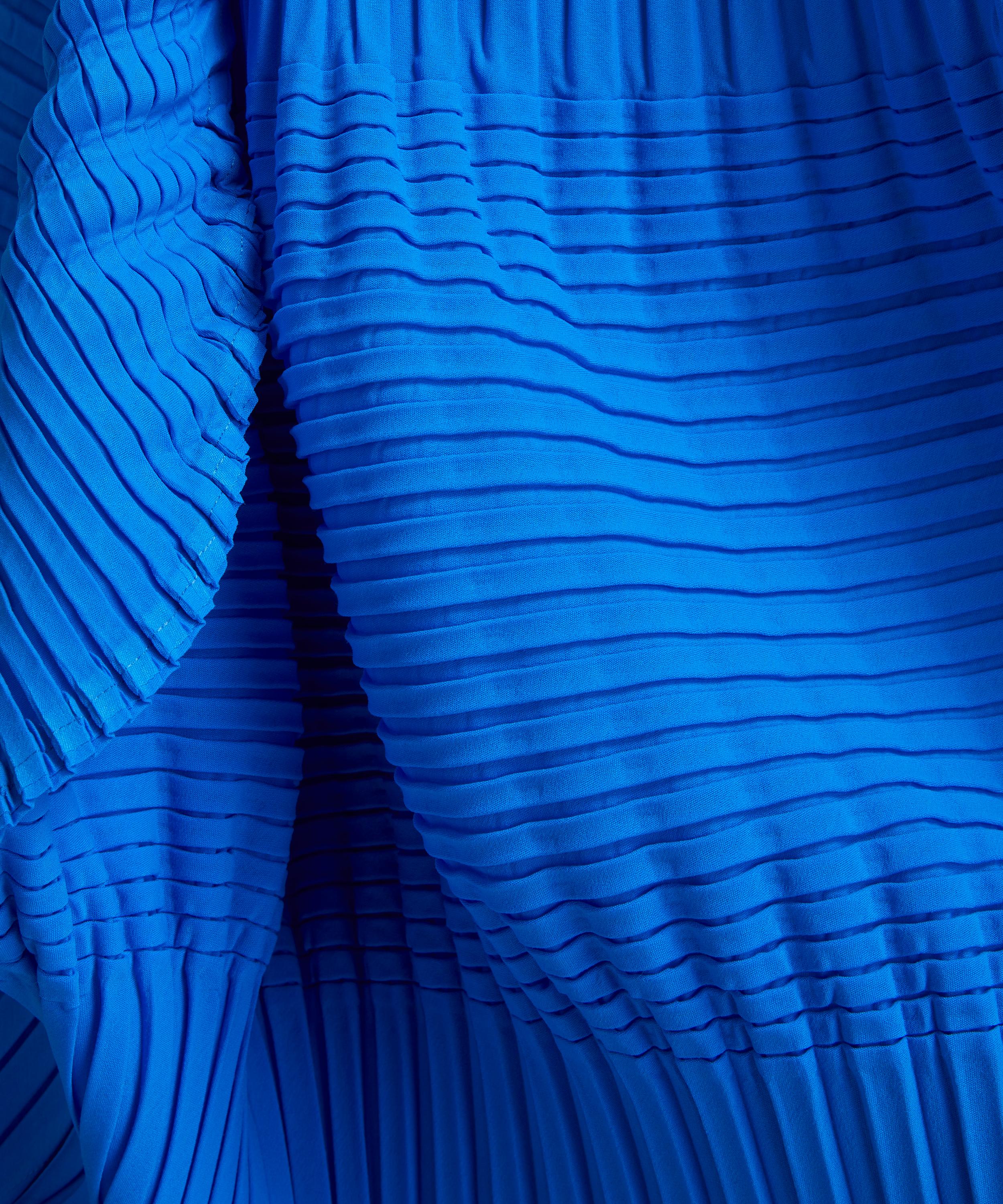 Issey Miyake - AERATE PLEATS Skirt image number 4