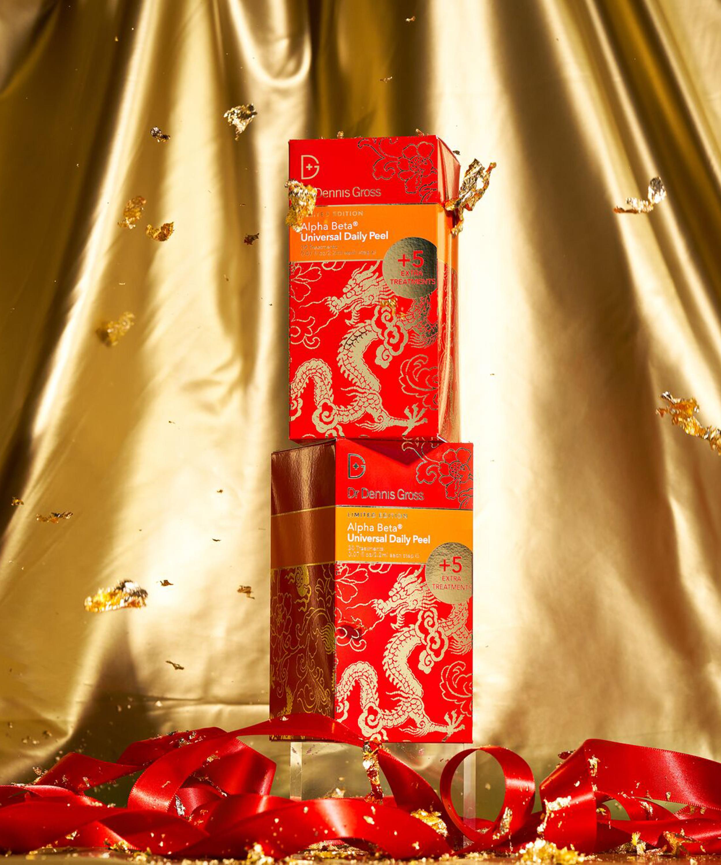 Dr. Dennis Gross Skincare - Lunar New Year Alpha Beta Universal Daily Peel Pack of 35 image number 1