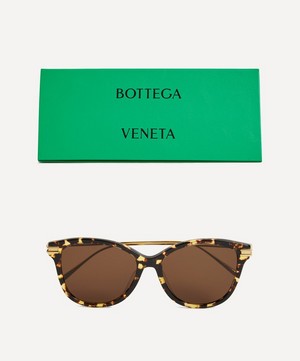 Bottega Veneta - Cat-Eye Sunglasses image number 3