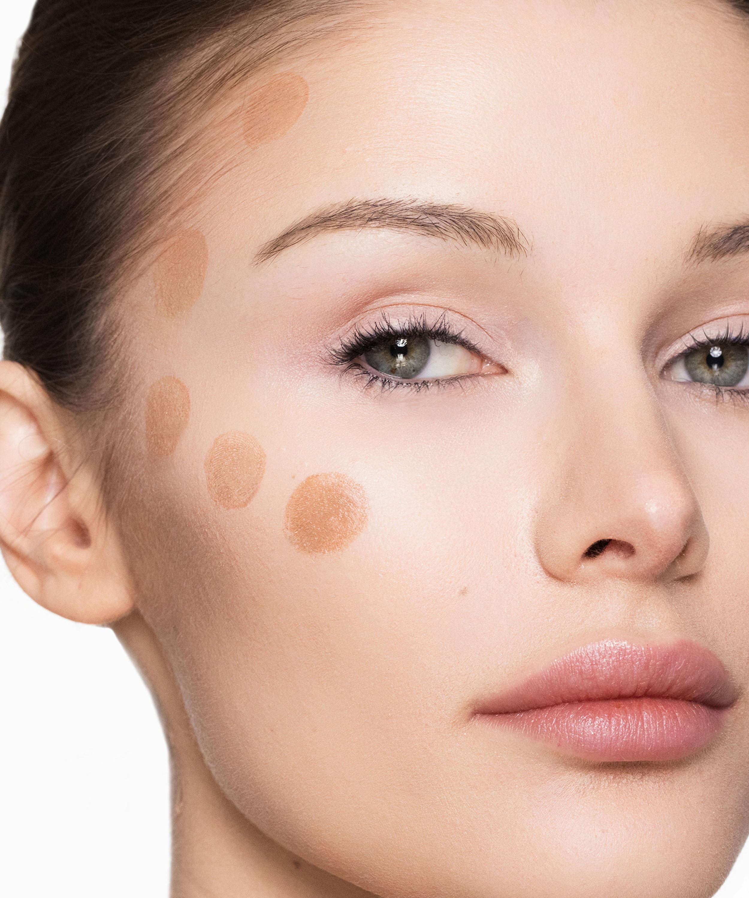 Trish McEvoy - Gorgeous Cream Bronzer 9.75g image number 2
