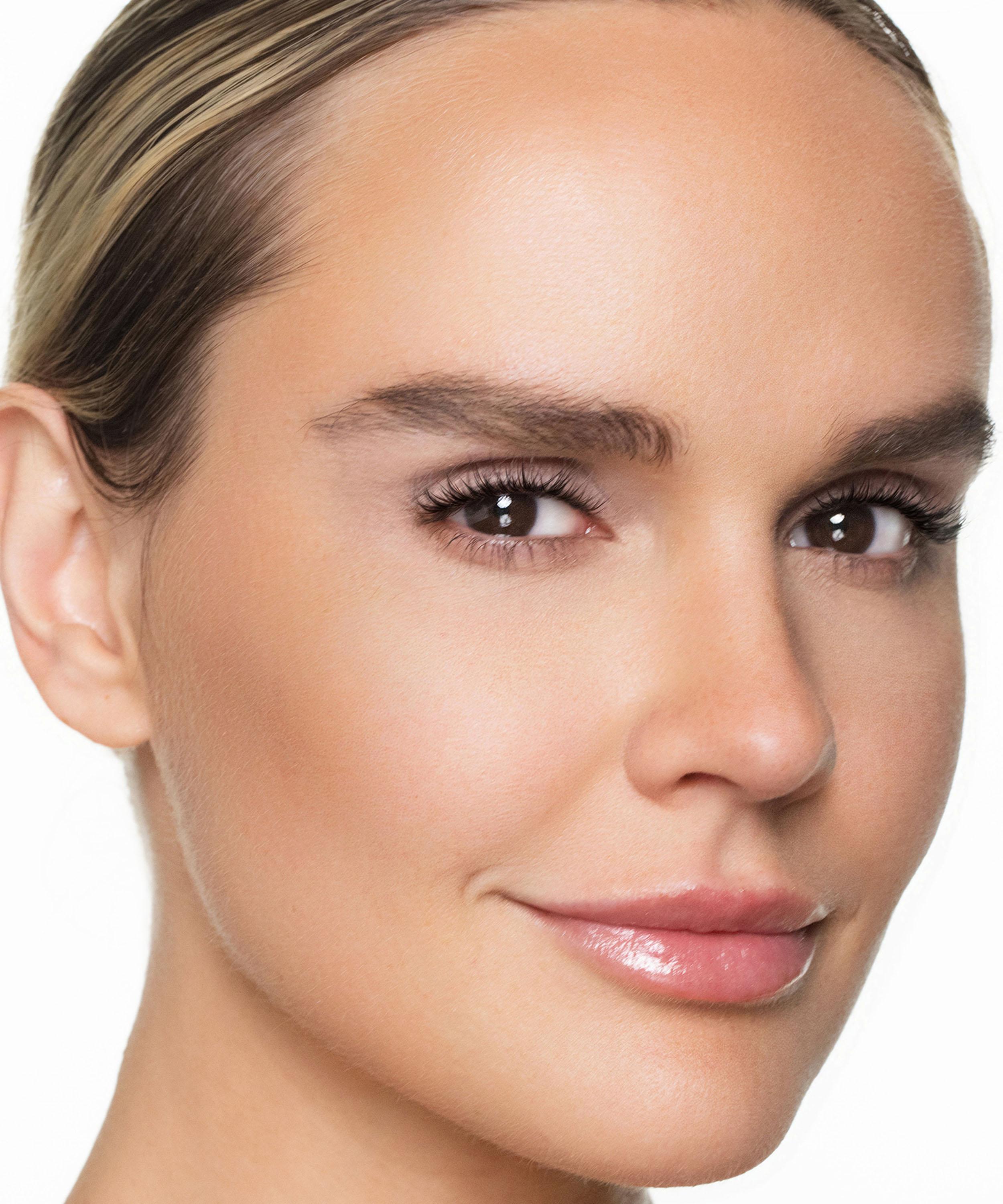 Trish McEvoy - Gorgeous Cream Bronzer 9.75g image number 3