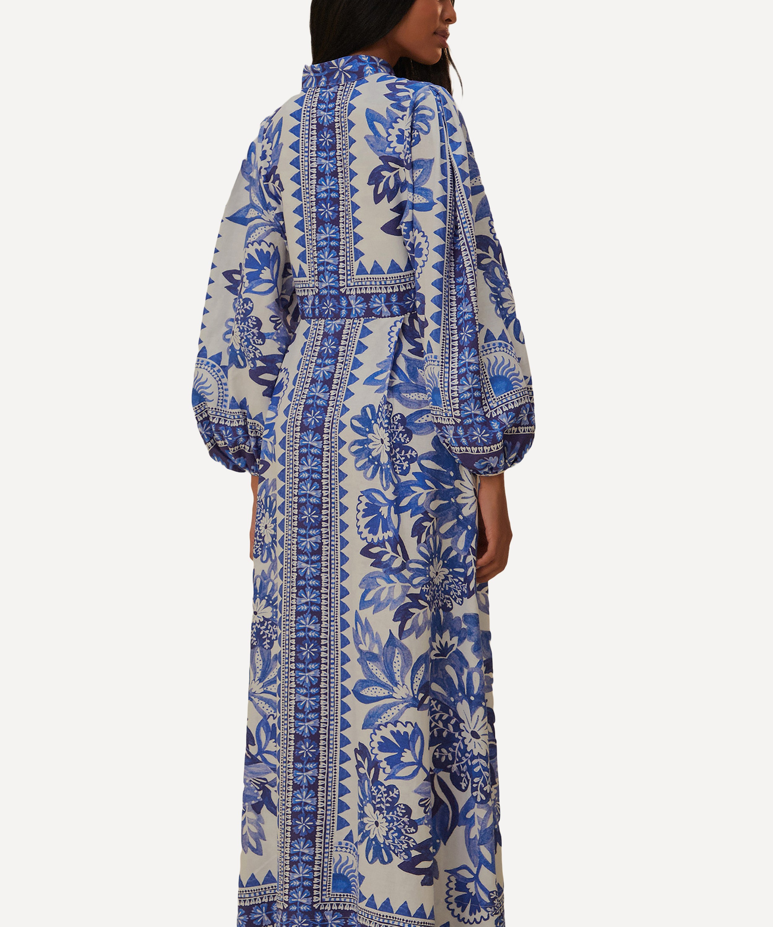 FARM Rio - Off-White Flora Tapestry Maxi Dress image number 2