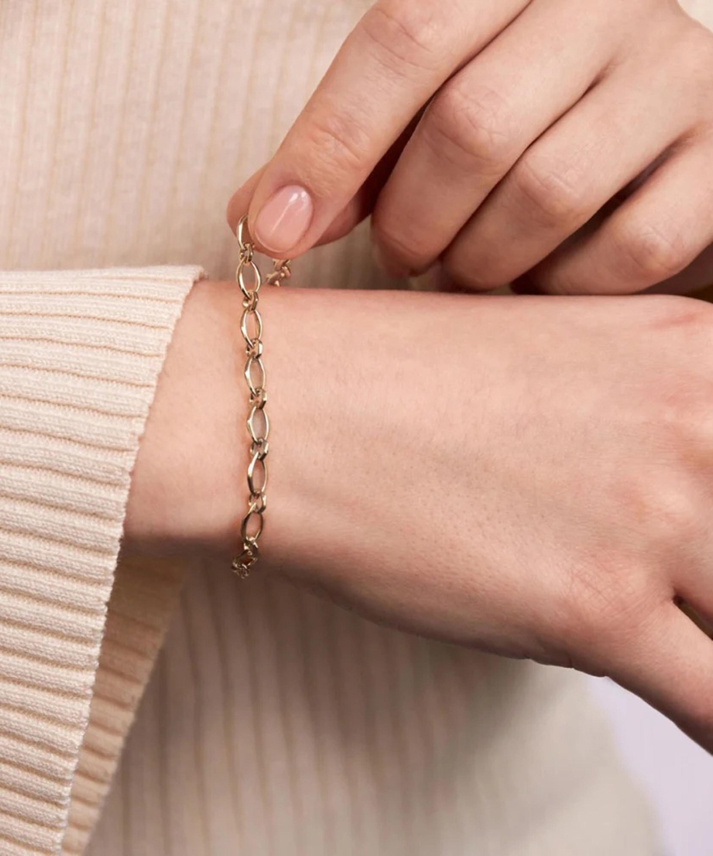 Dinny Hall - 9ct Gold Thalassa Faceted Link Bracelet image number 0