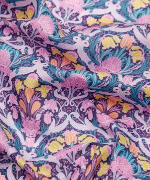 Liberty Fabrics - Tulip Flourish Organic Tana Lawn™ Cotton image number 3