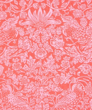 Liberty Fabrics - Strawberry Meadow Organic Tana Lawn™ Cotton image number 0