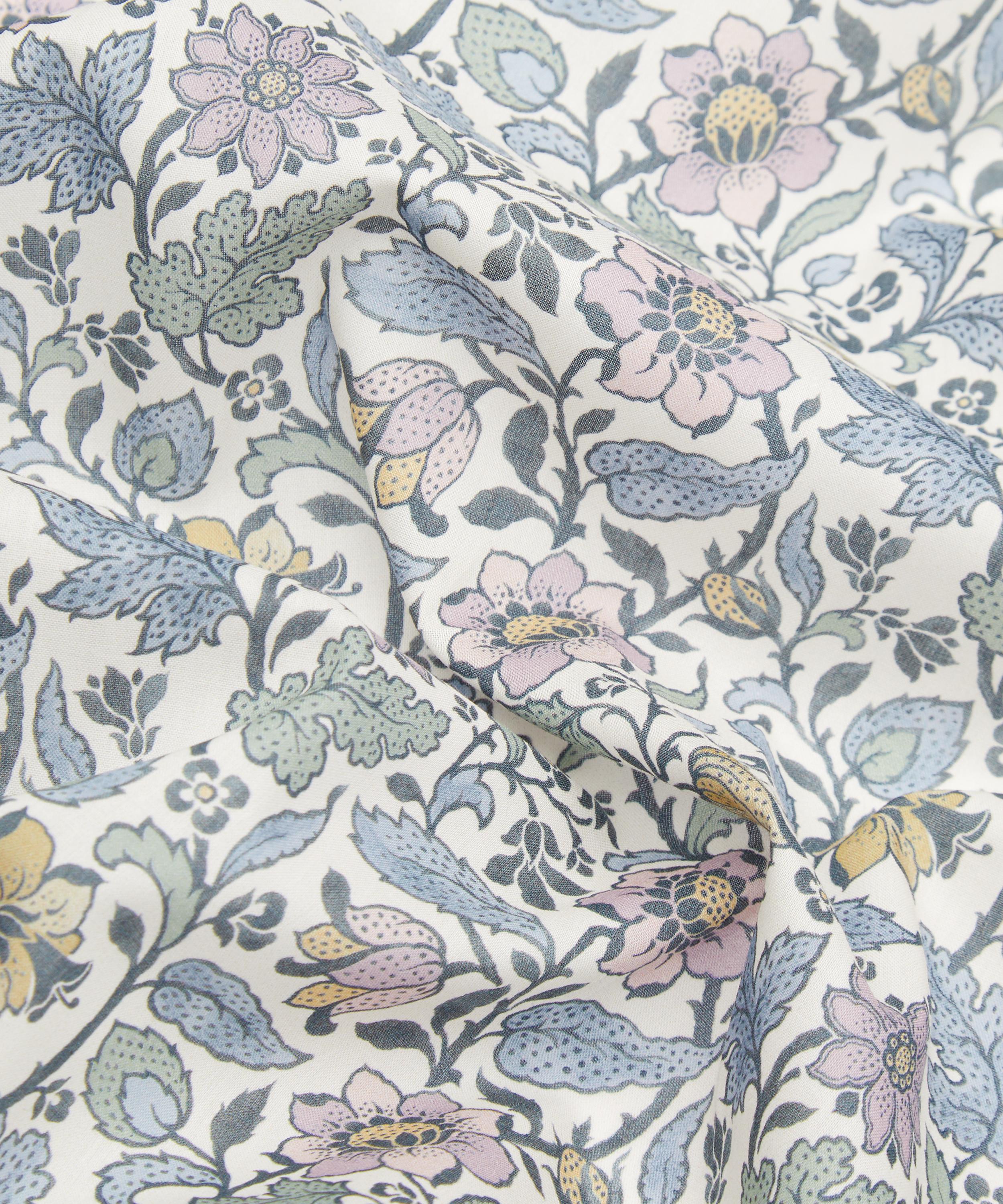 Liberty Fabrics - Emery Walker Organic Tana Lawn™ Cotton image number 3