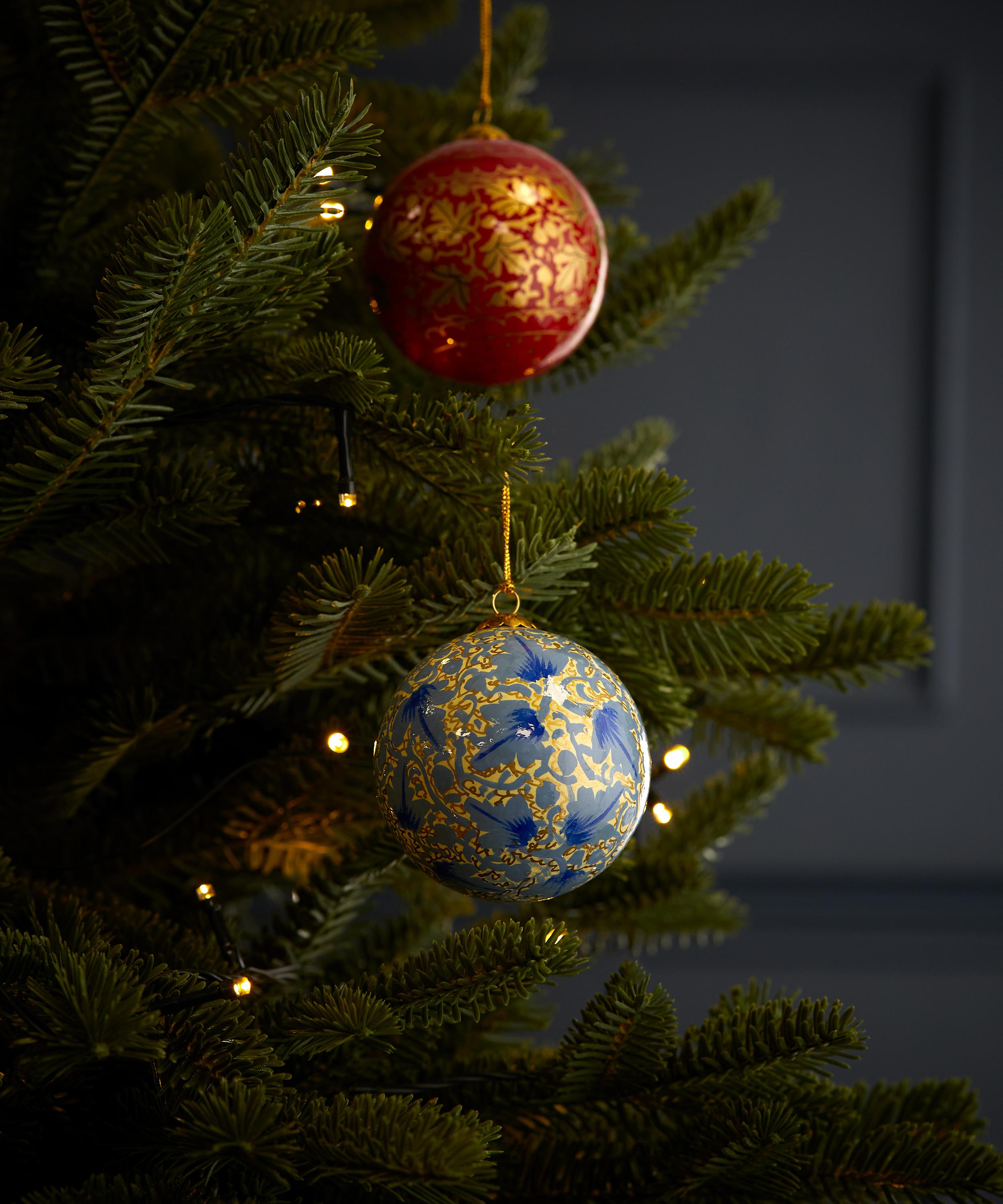 Christmas - Chinar Leaves Blue Papier-Mâché Bauble image number 1