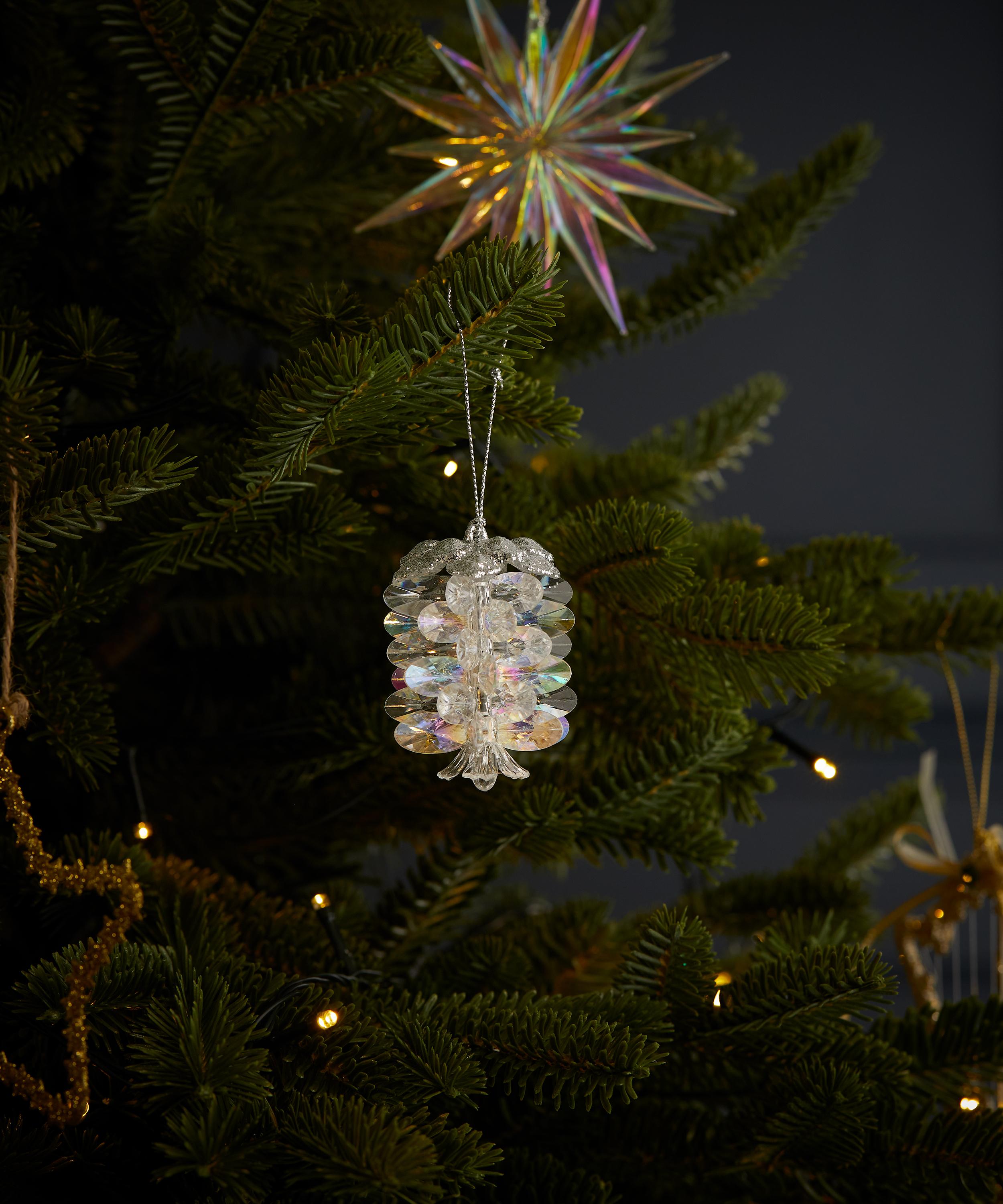 Christmas - Pinecone Christmas Ornament image number 1