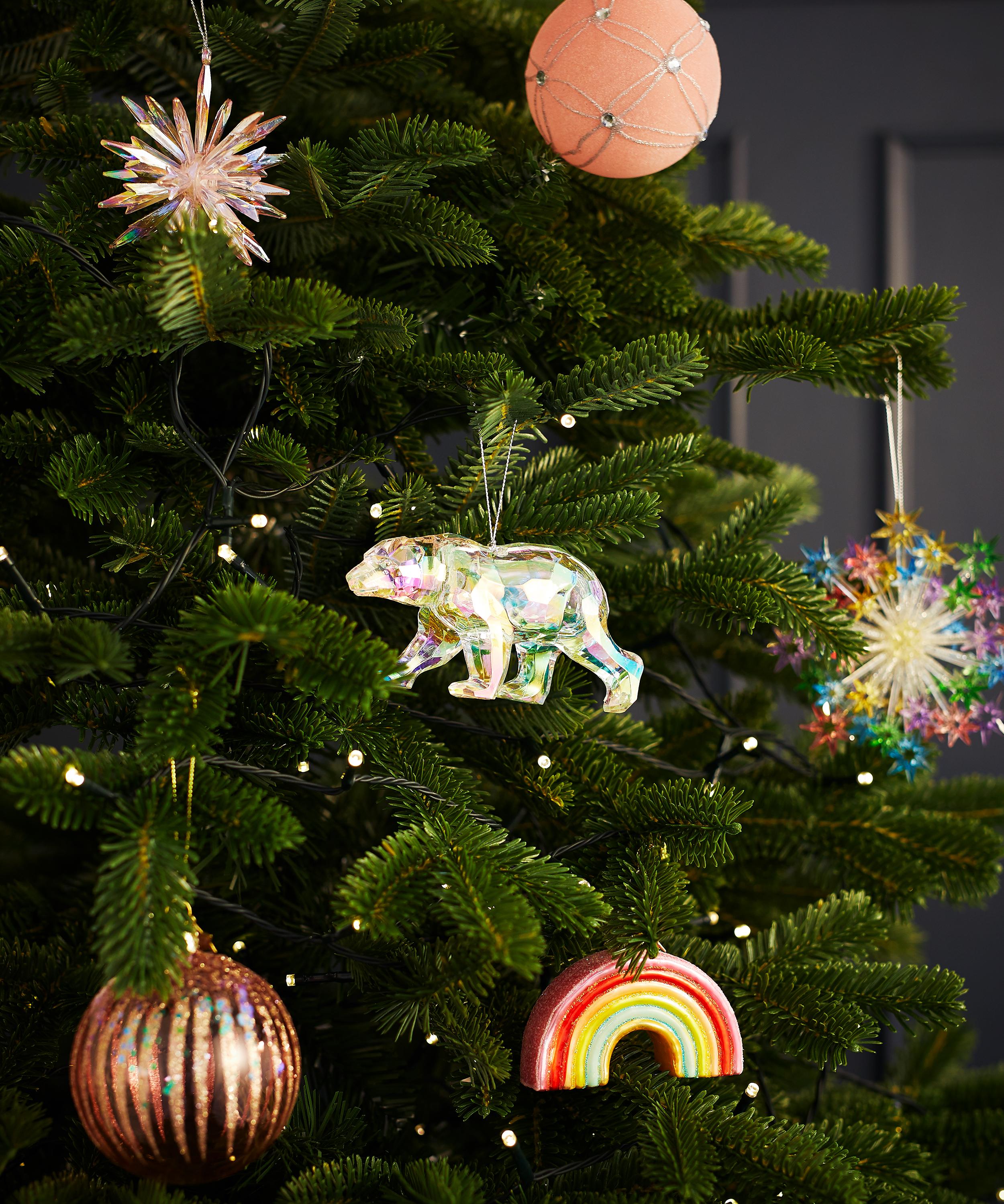 Christmas - Polar Bear Christmas Ornament image number 1