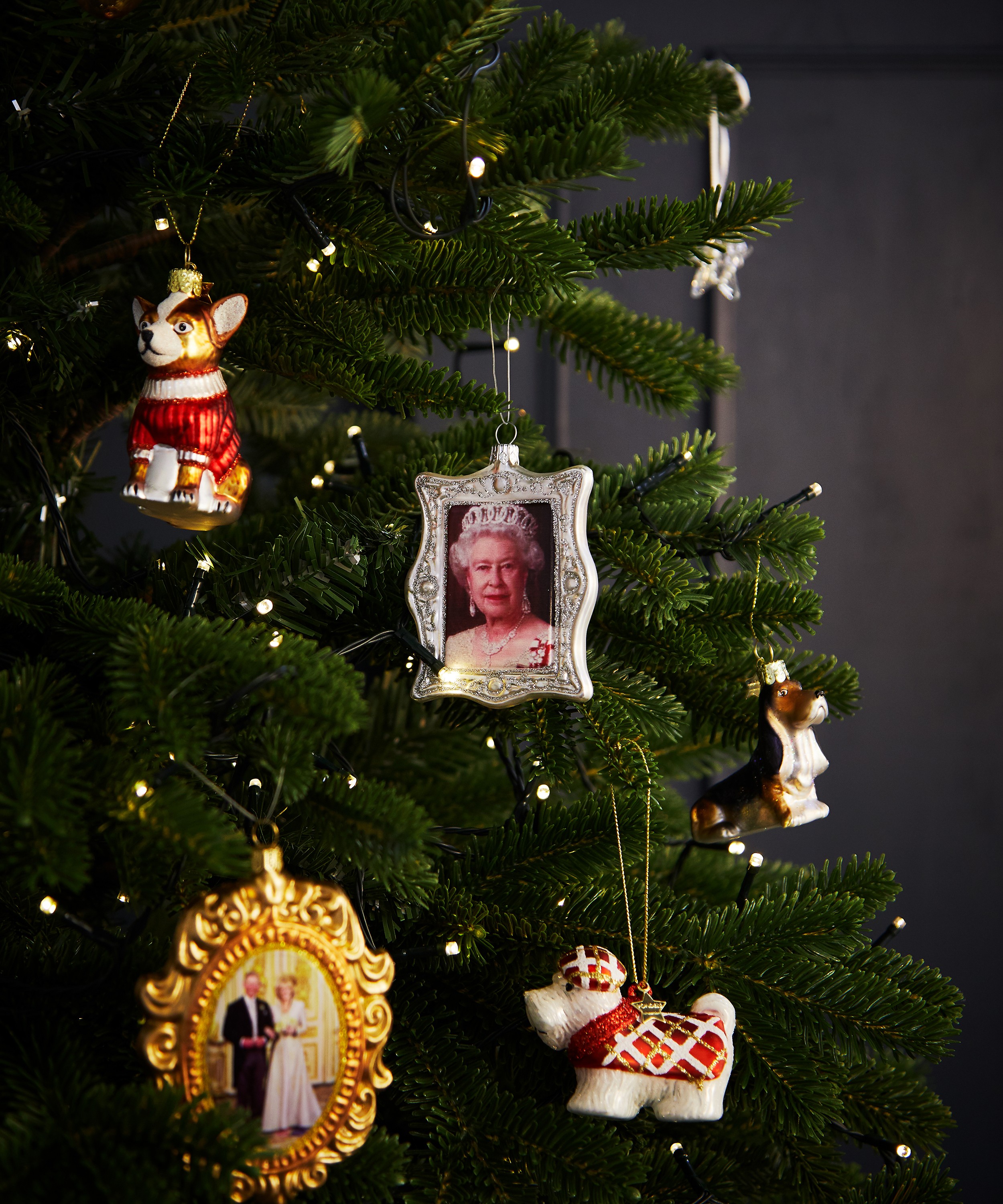 Christmas - Queen Elizabeth II Tree Ornament image number 1