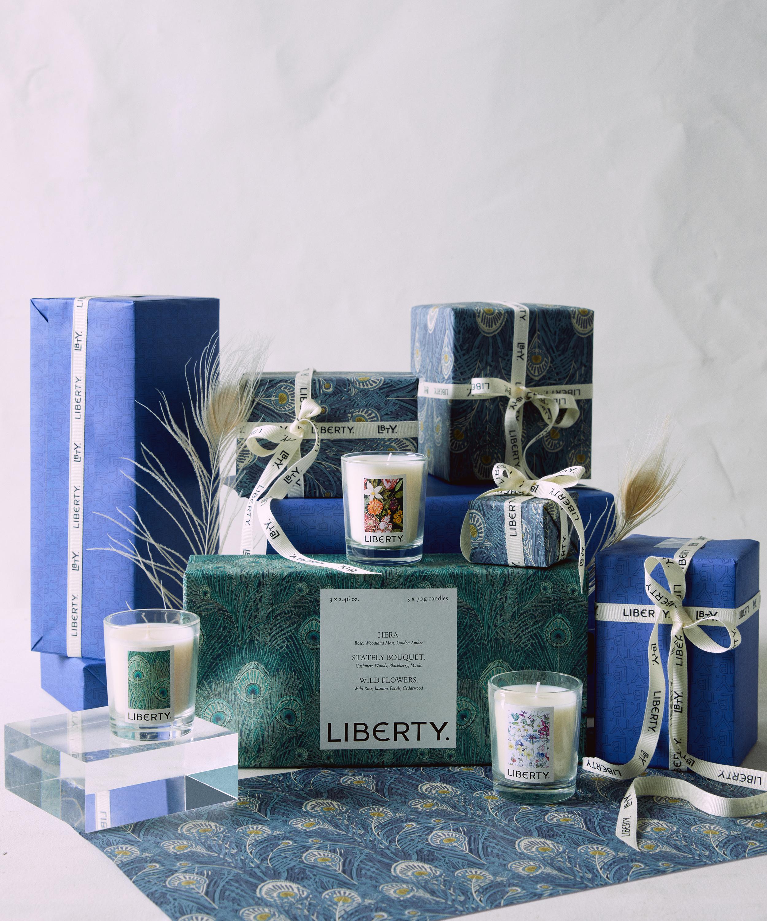 Liberty - Stately Bouquet Scented Candle 300g image number 4