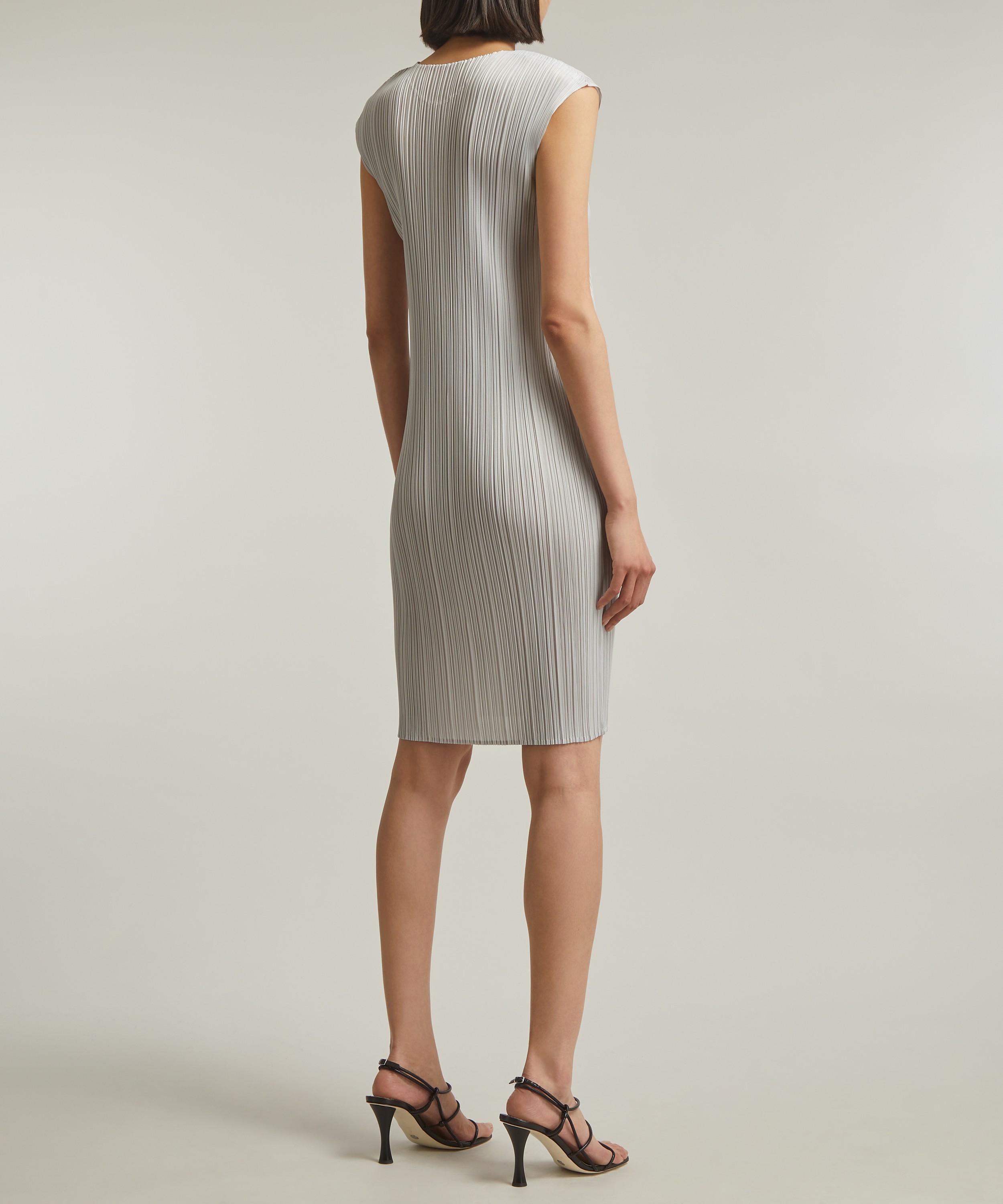 Pleats Please Issey Miyake - BASICS Pleated Sleeveless Column Midi Dress image number 3