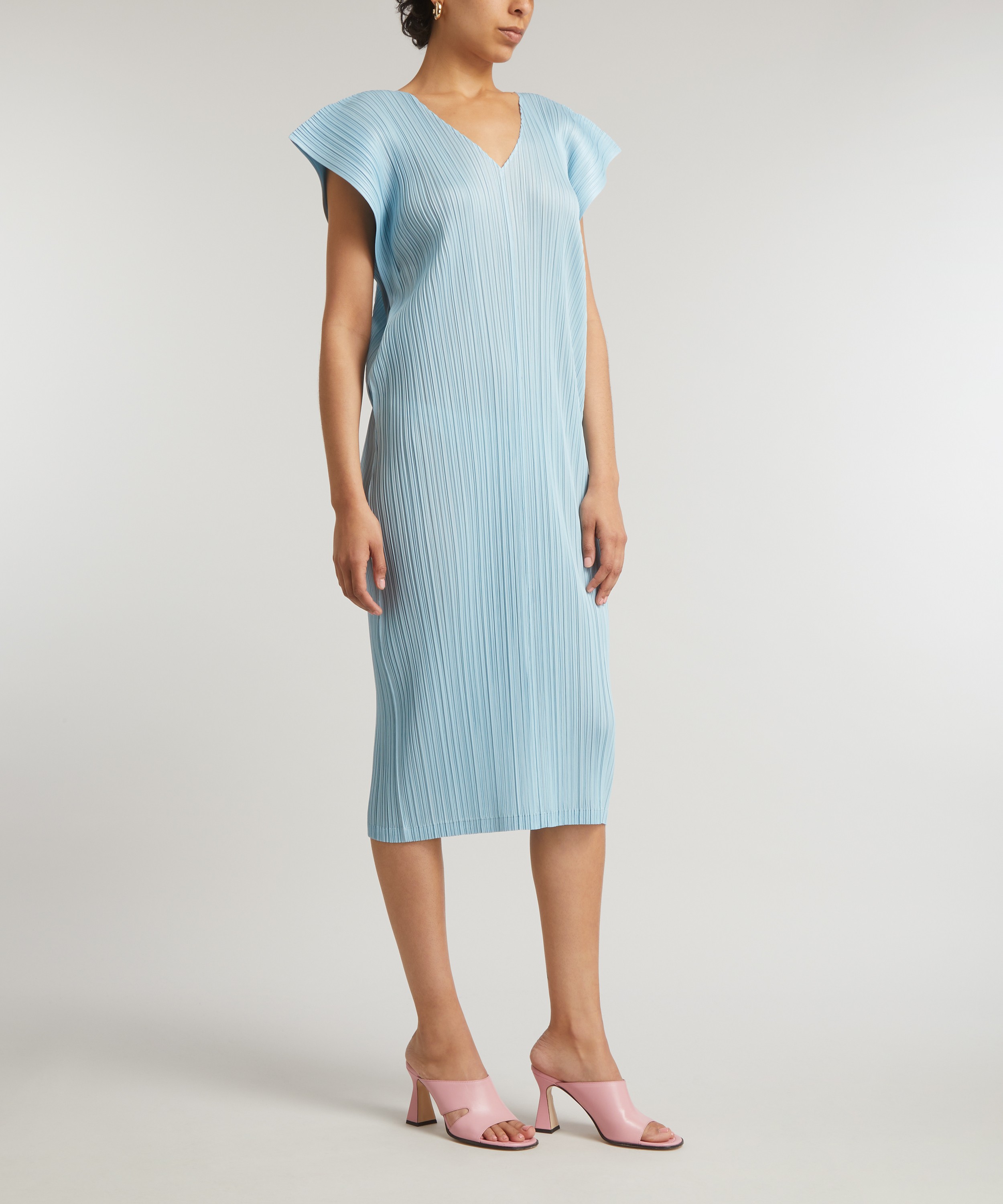 Pleats Please Issey Miyake - MONTHLY COLOURS MARCH Pleated Dress image number 2