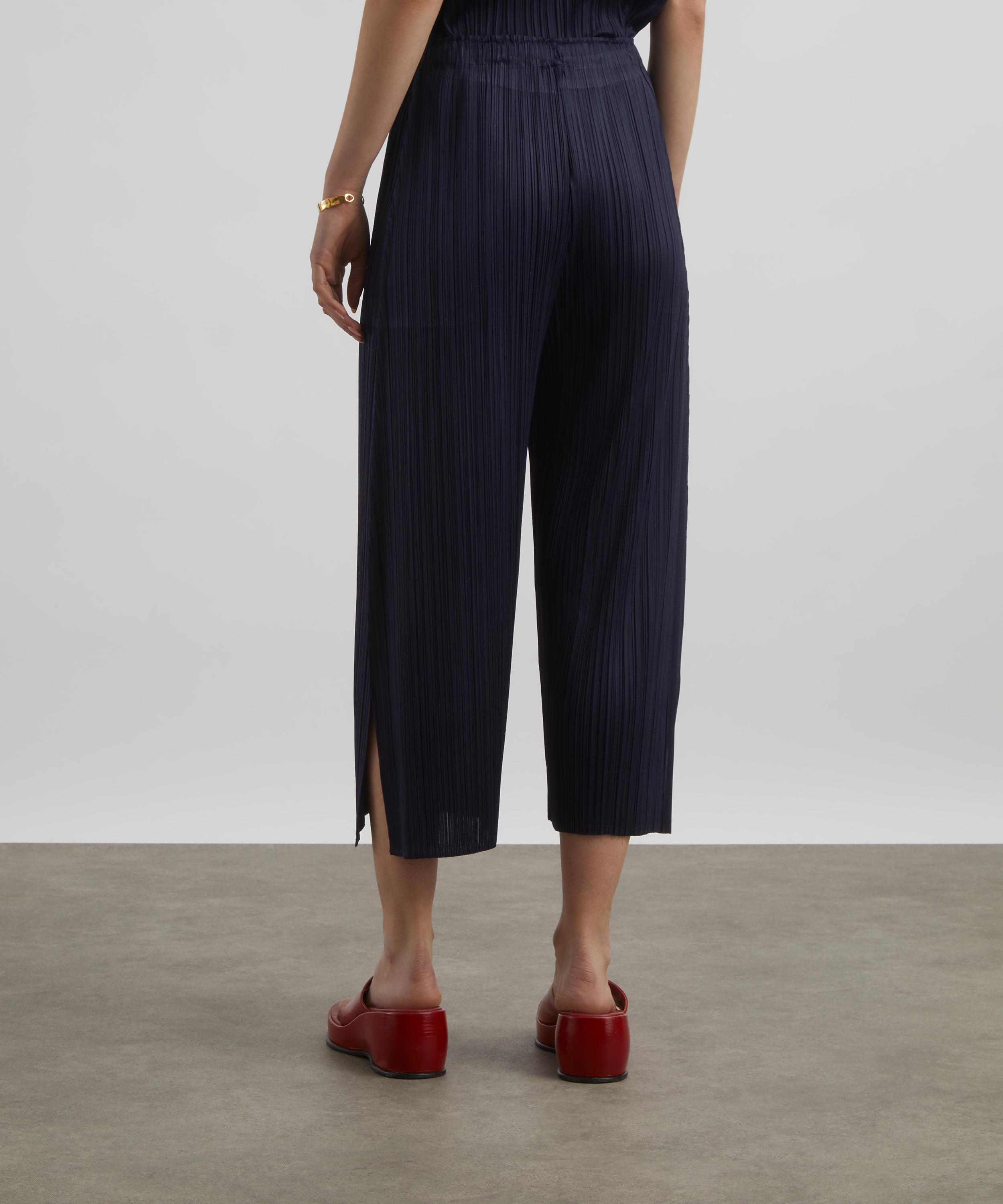 Pleats Please Issey Miyake - MONTHLY COLOURS JUNE Cropped Wide-Leg Pleated Trousers image number 3