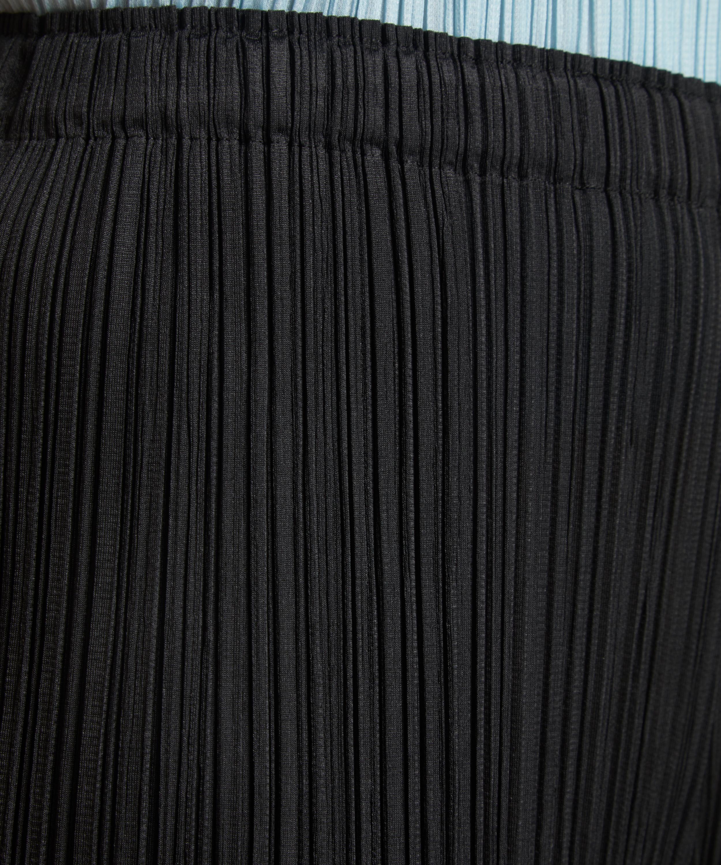 Pleats Please Issey Miyake - BASICS Pleated Straight Trousers image number 4