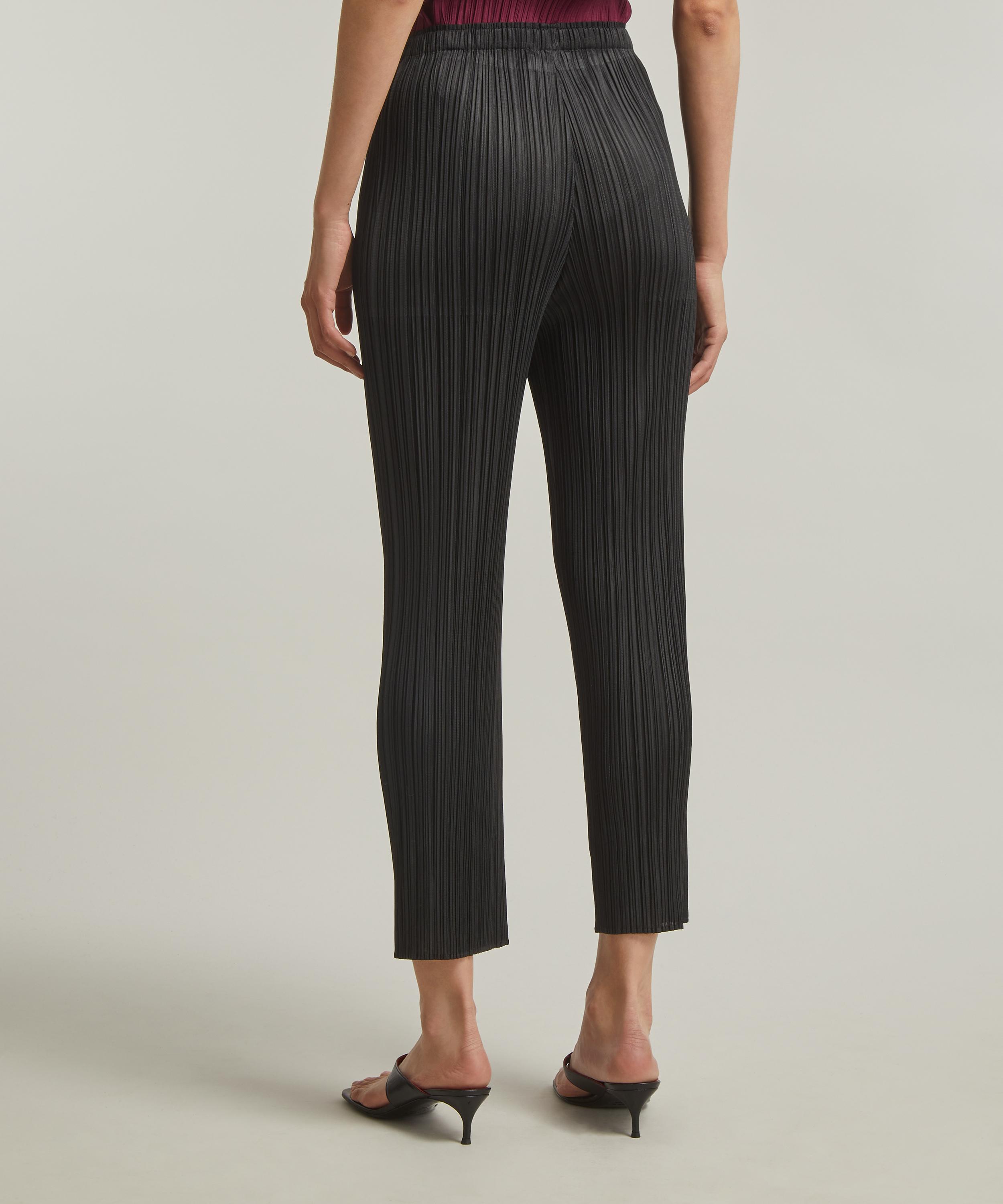 Pleats Please Issey Miyake - BASICS Pleated Cropped Trousers image number 3