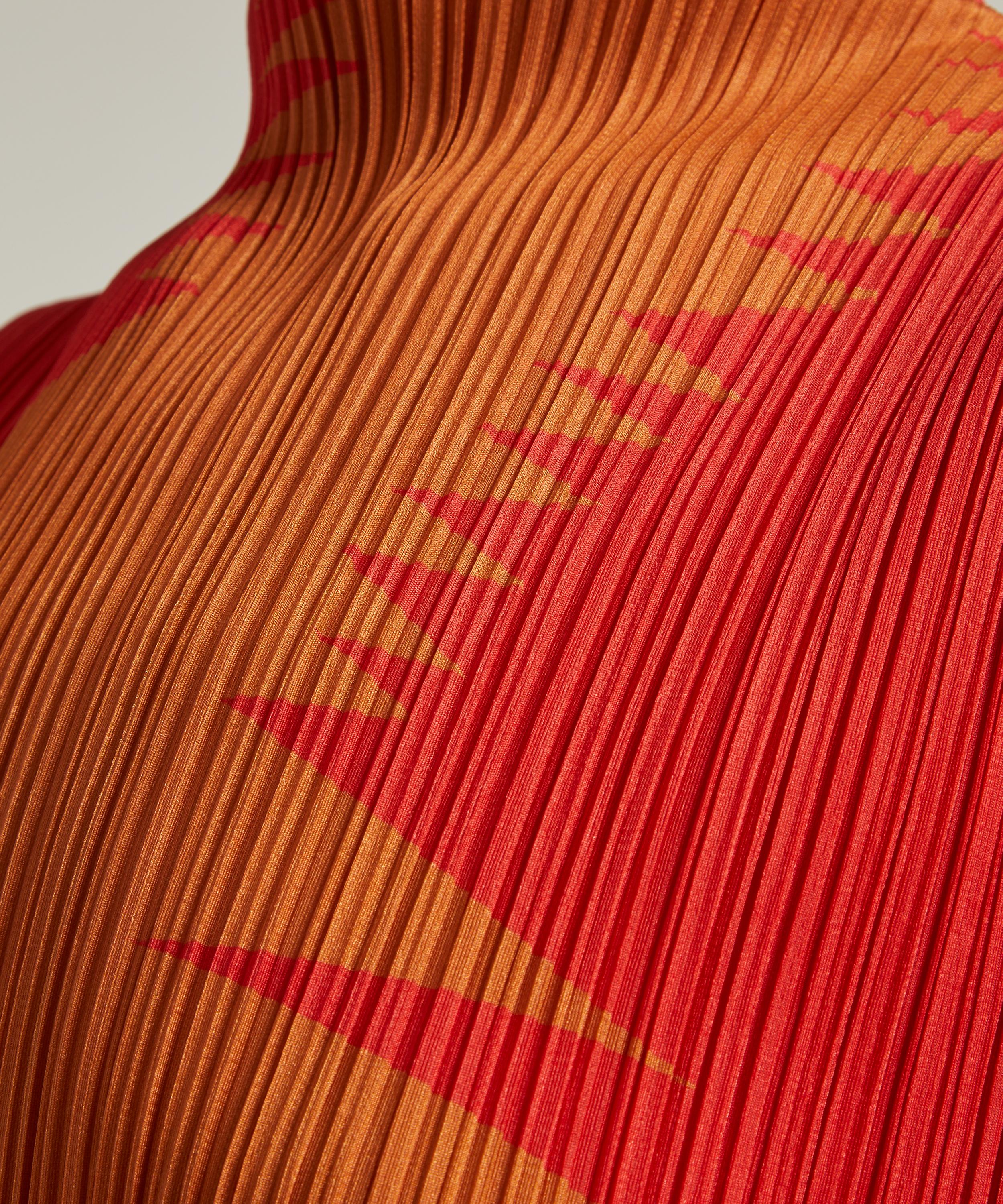 Pleats Please Issey Miyake - PIQUANT Pleated Midi Dress  image number 4