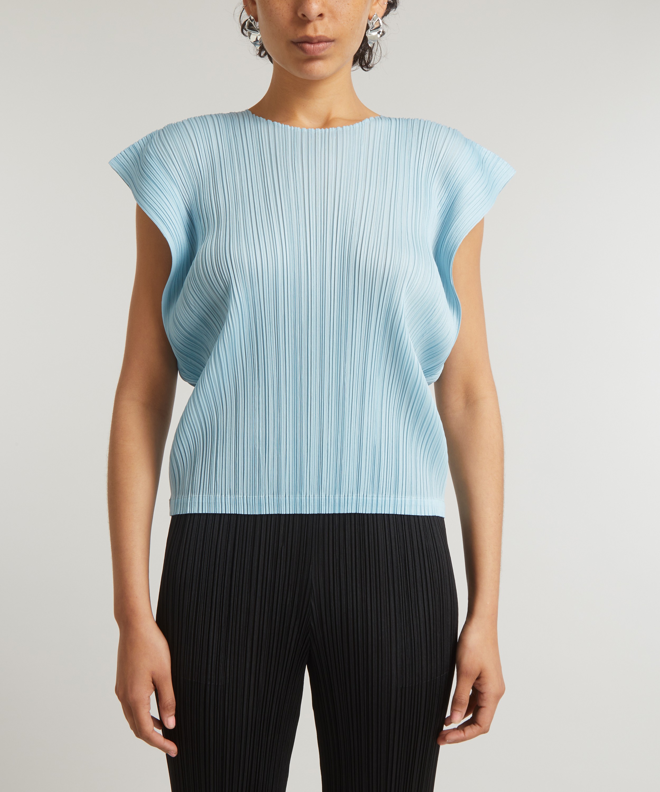 Pleats Please Issey Miyake - MONTHLY COLOURS MARCH Pleated Top image number 2