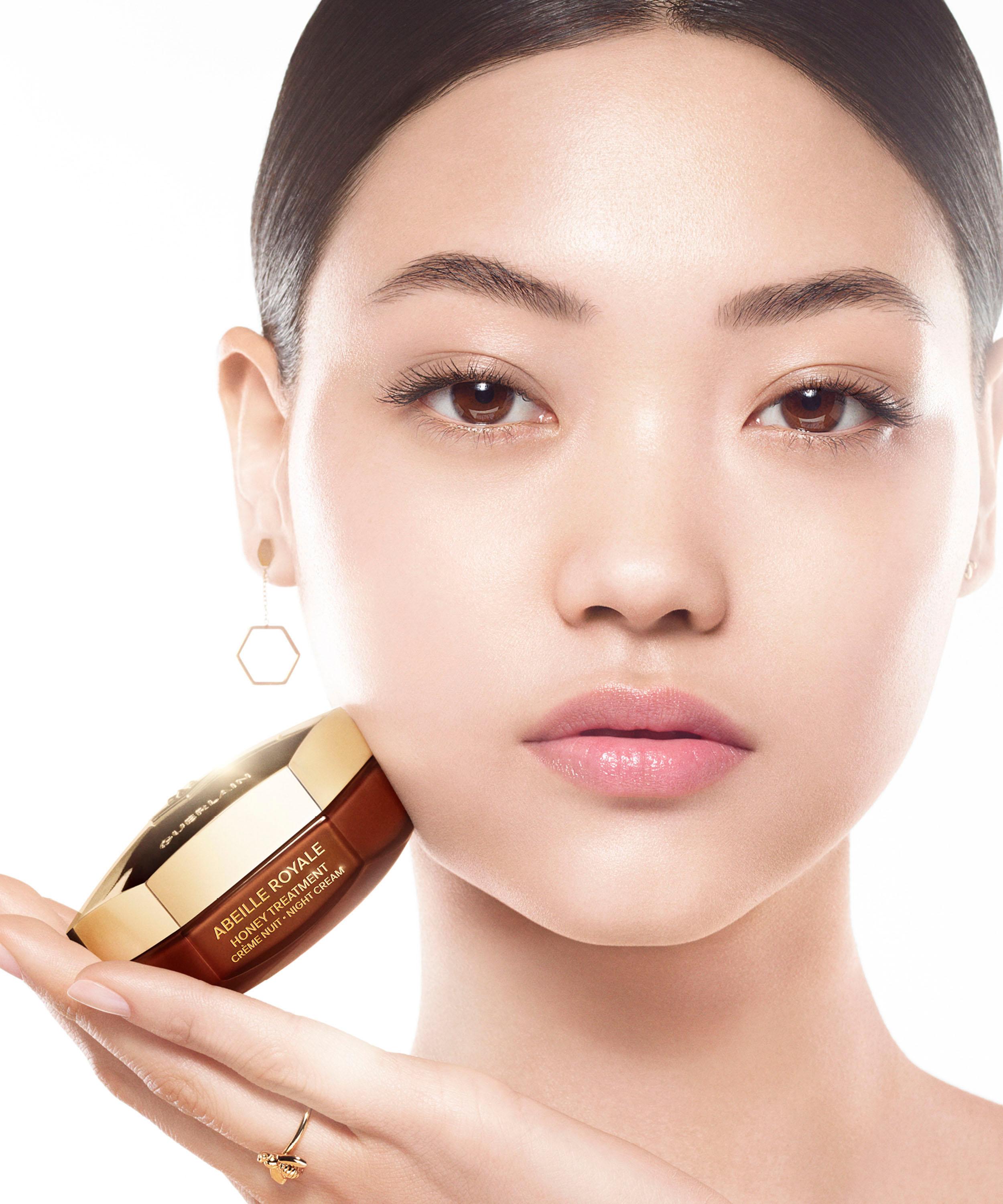 Guerlain - Abeille Royale Honey Treatment Night Cream 50ml image number 4
