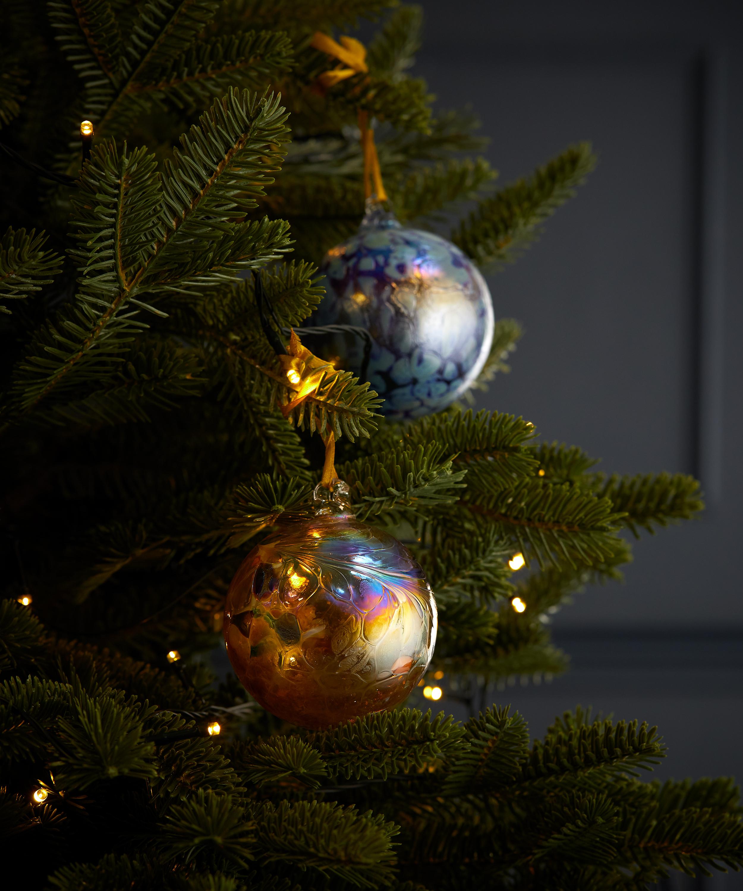 Christmas - Glass Bauble image number 0