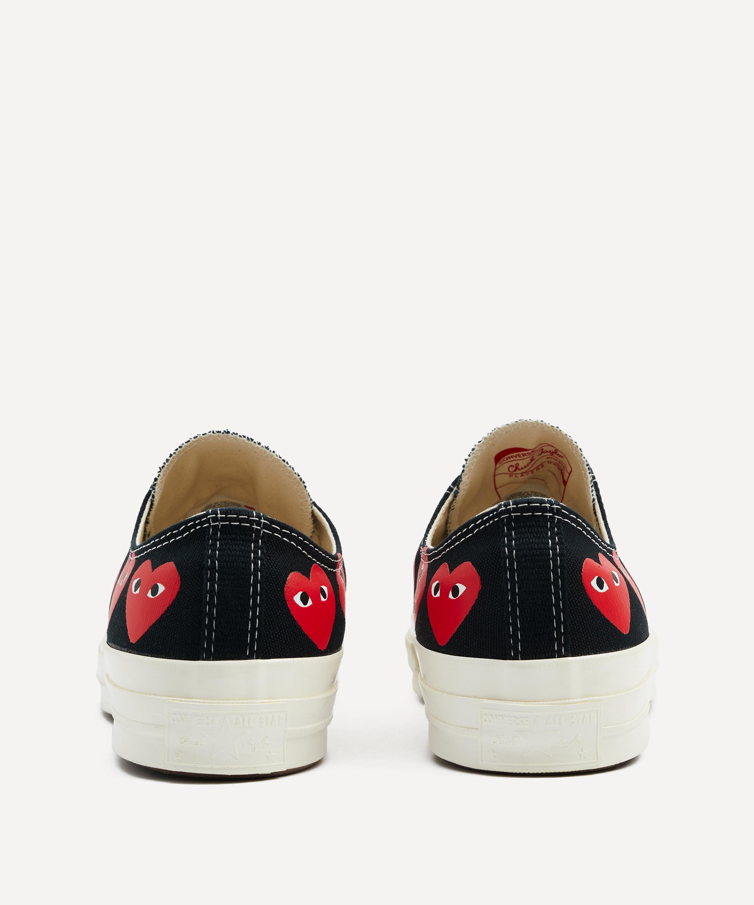 Comme Des Garçons - x Converse PLAY Chuck 70 Multi Heart Low-Top Trainers image number 2