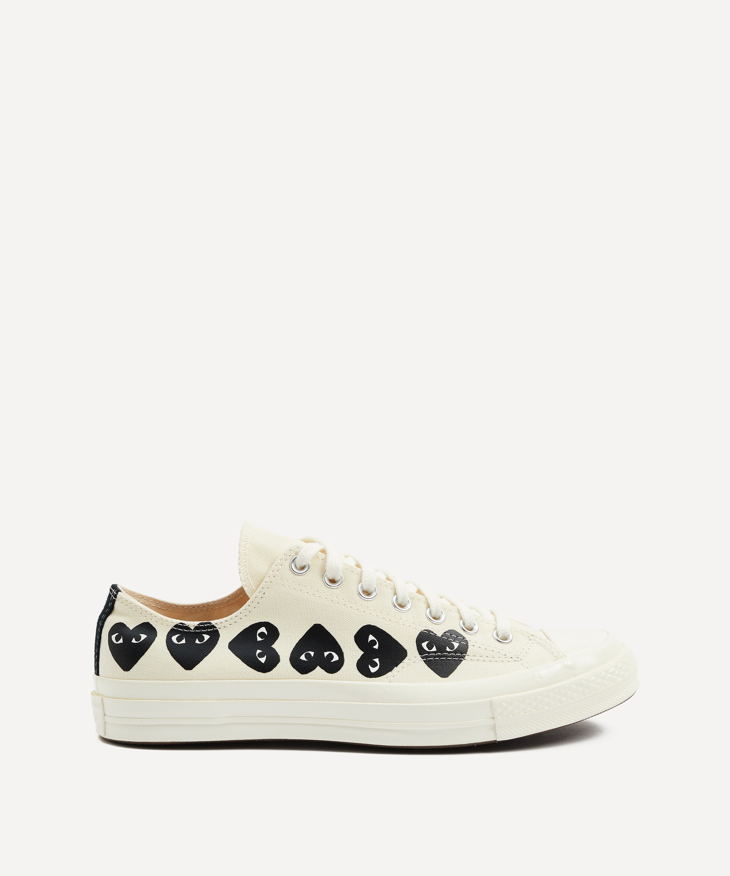 Comme Des Garçons - x Converse PLAY Chuck 70 Multi Heart Low-Top Trainers image number 4