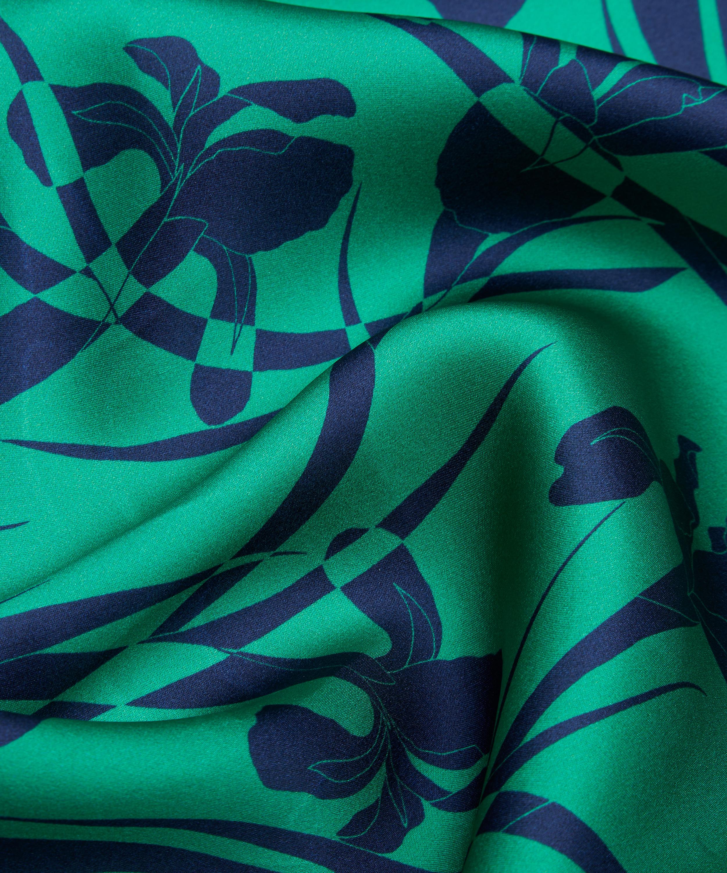 Liberty Fabrics - Iris Scatter Silk Satin image number 3