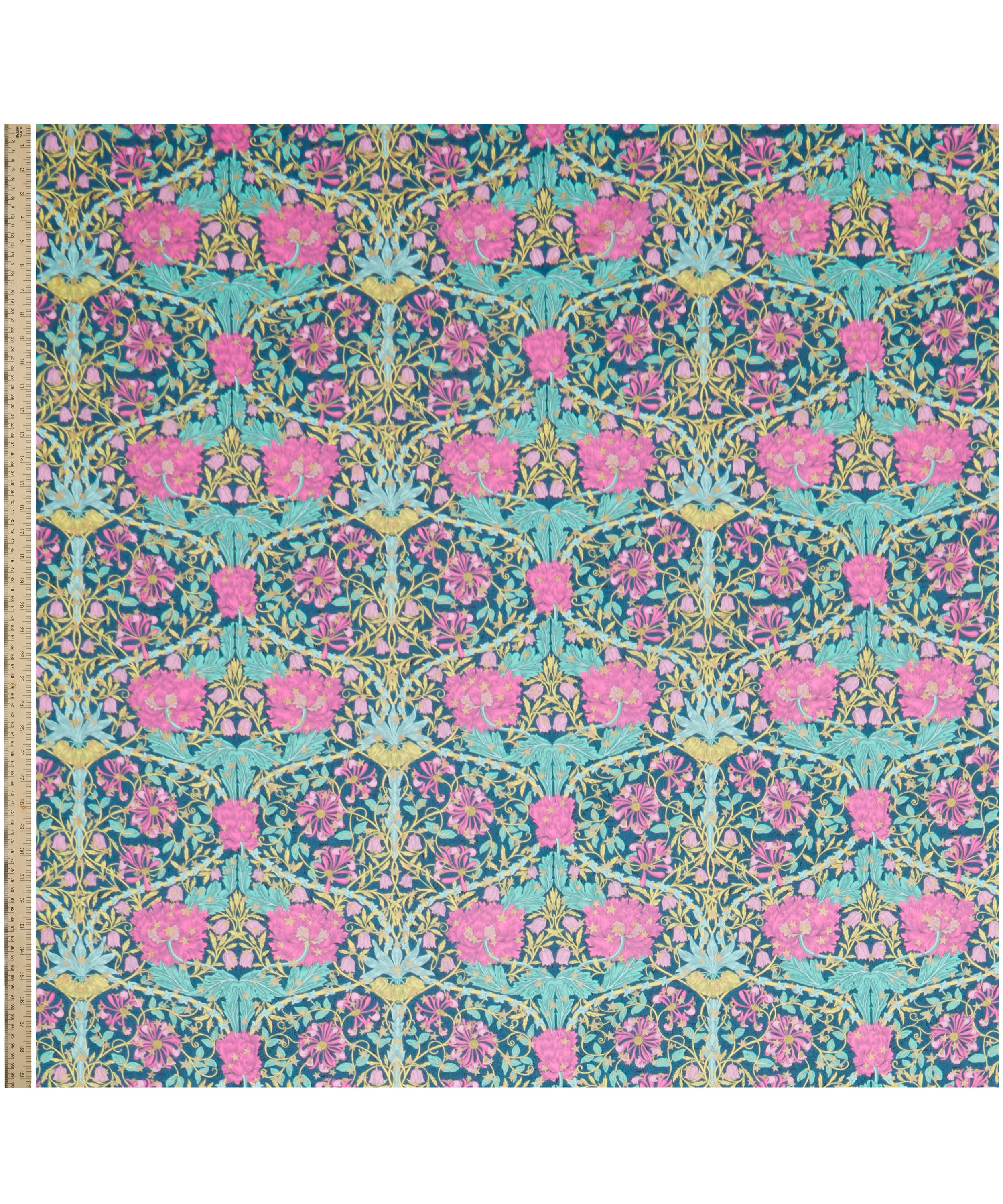 Liberty Fabrics - March Sparkle Organic Tana Lawn™ Cotton image number 1