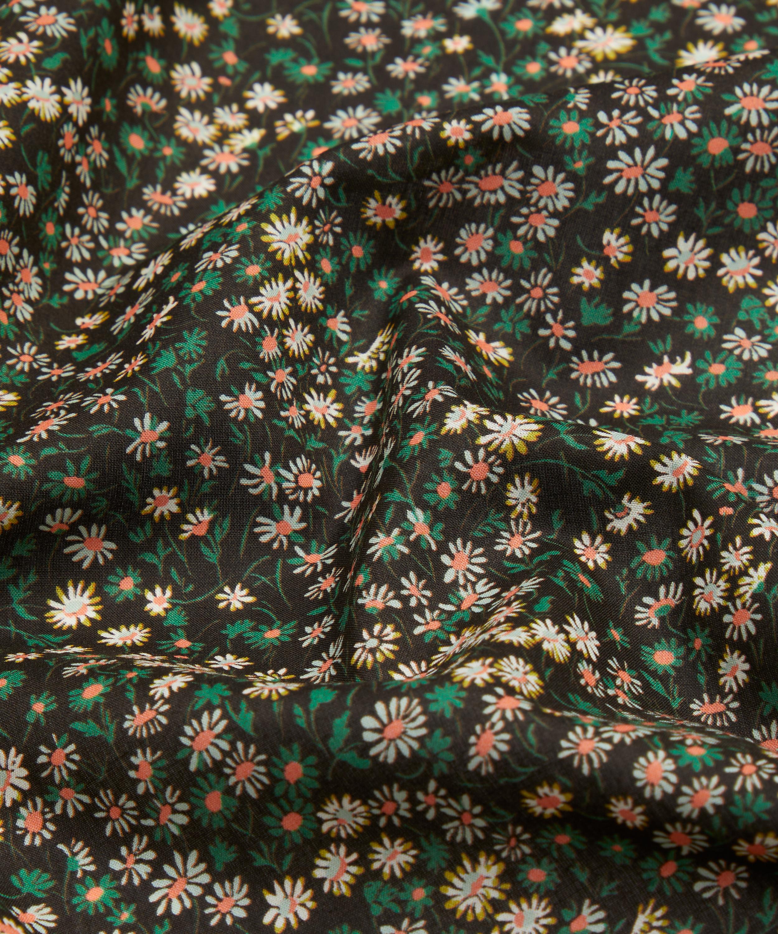 Liberty Fabrics - Marguerite Tana Lawn™ Cotton image number 3