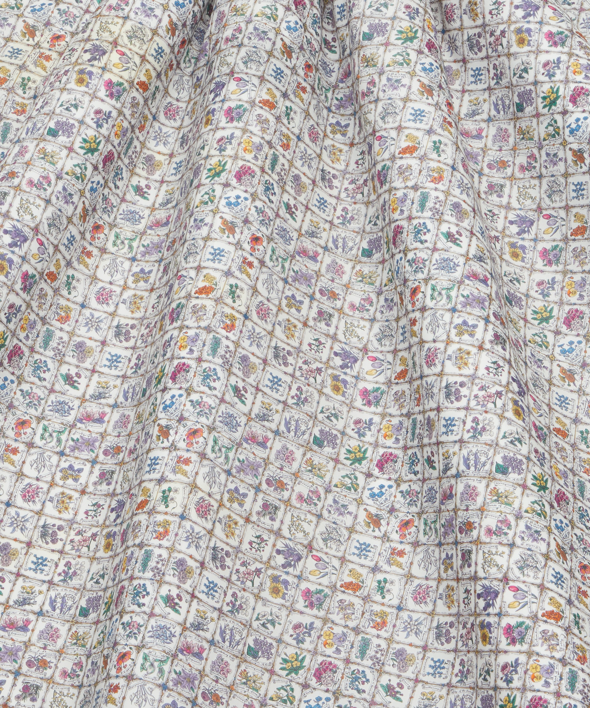 Liberty Fabrics - Language of Flowers Tana Lawn™ Cotton image number 2