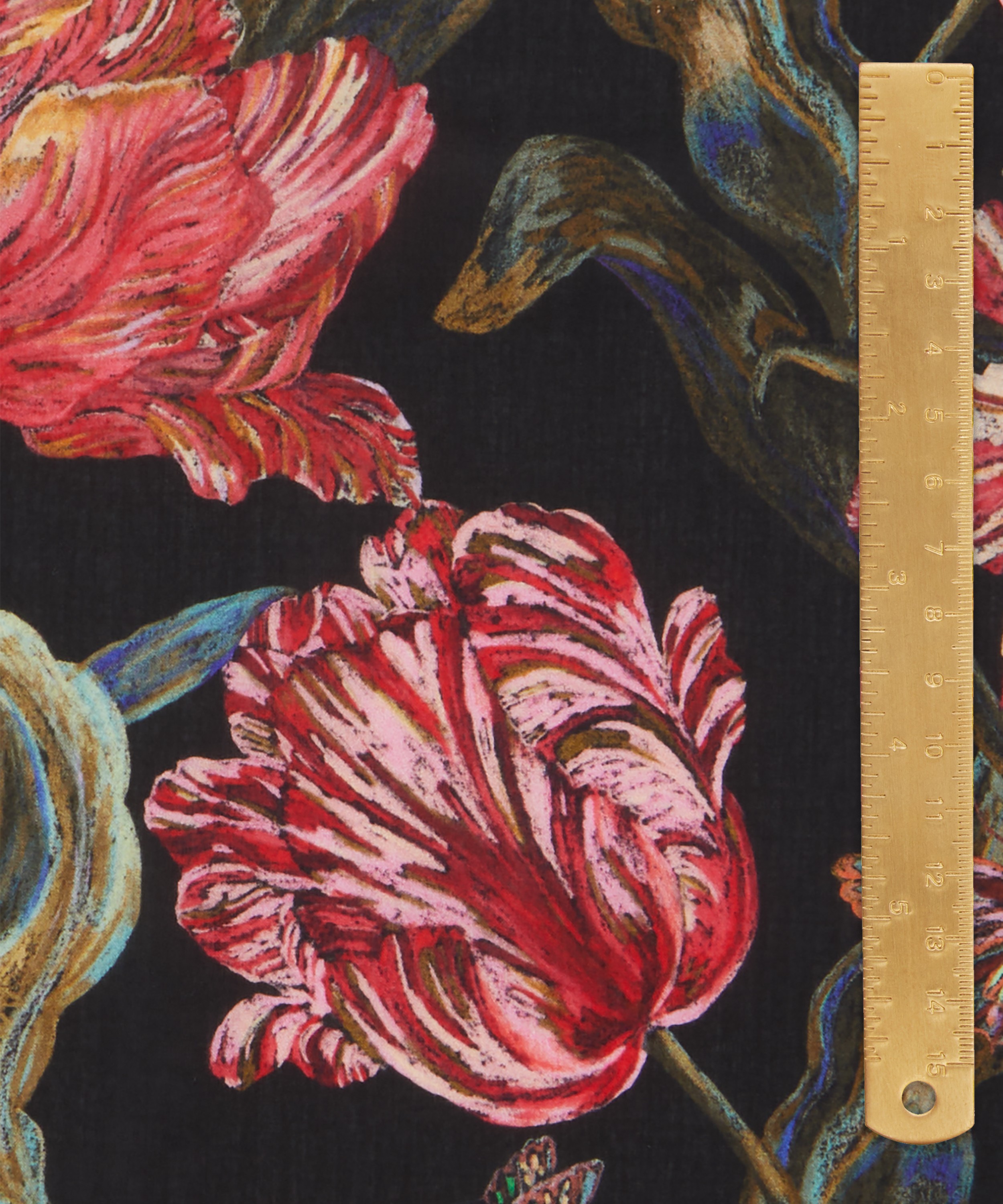 Liberty Fabrics - Midnight Sketch Tana Lawn™ Cotton image number 4