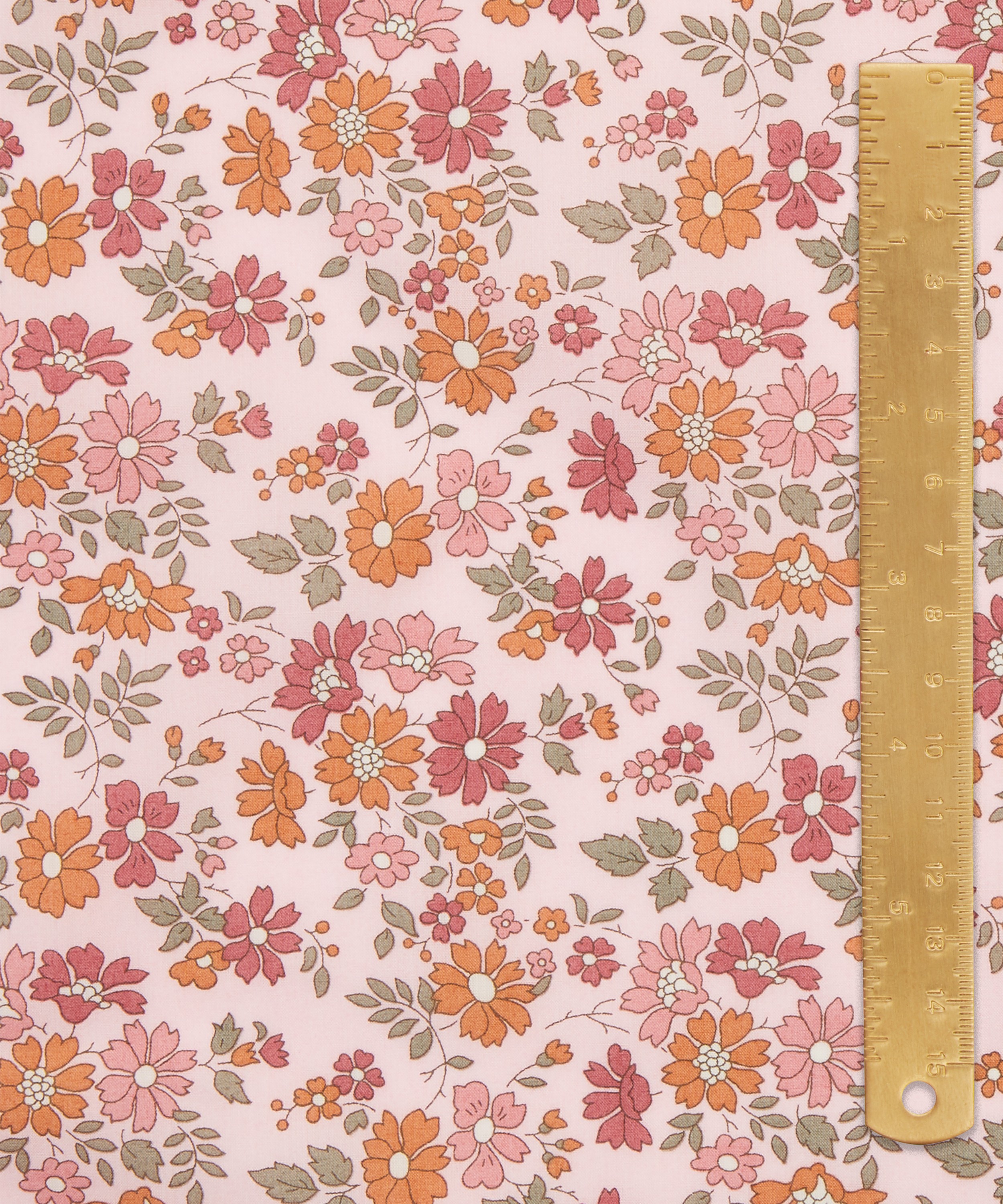 Liberty Fabrics - Capel Floret Tana Lawn™ Cotton image number 4