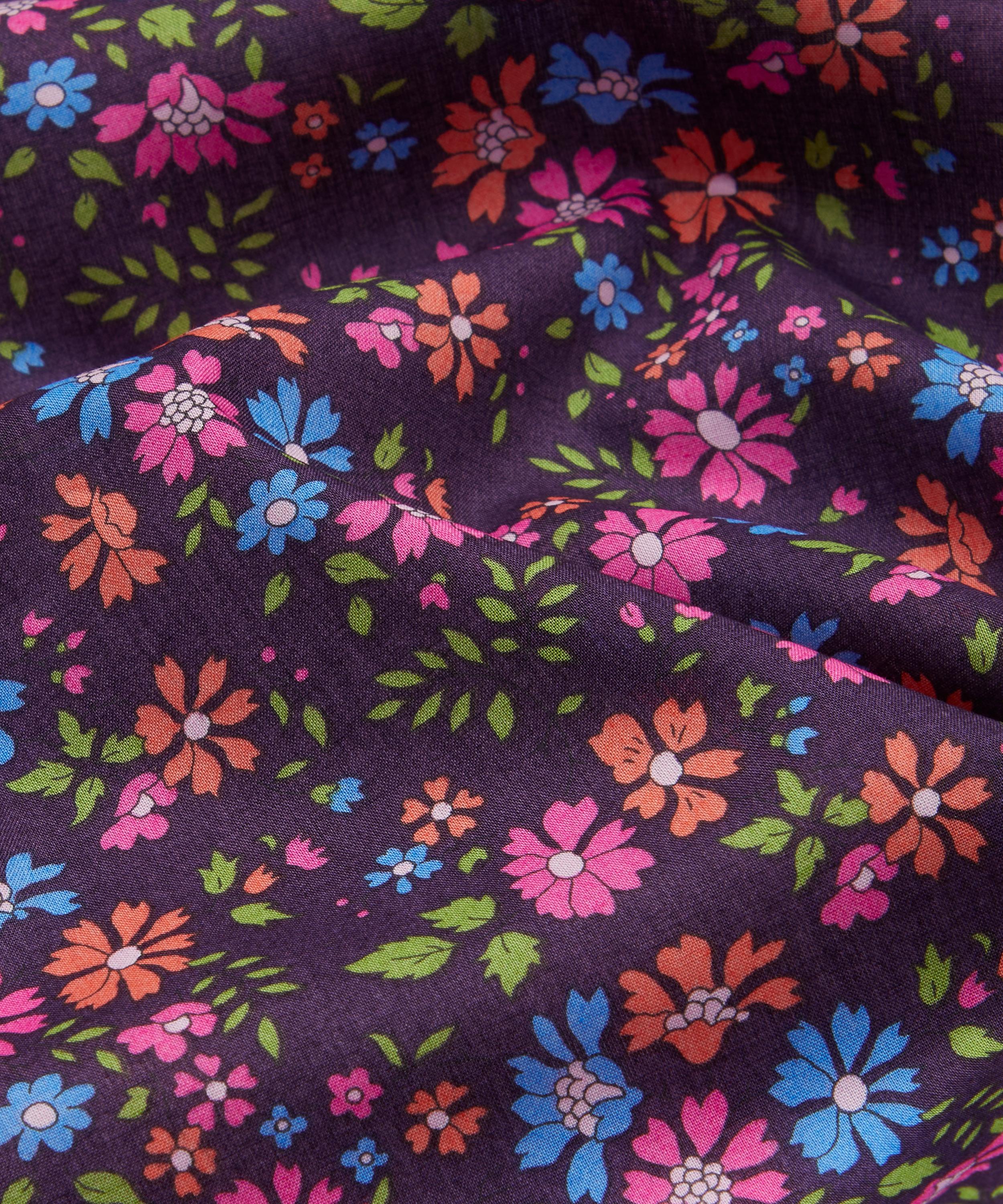 Liberty Fabrics - Capel Floret Tana Lawn™ Cotton image number 3