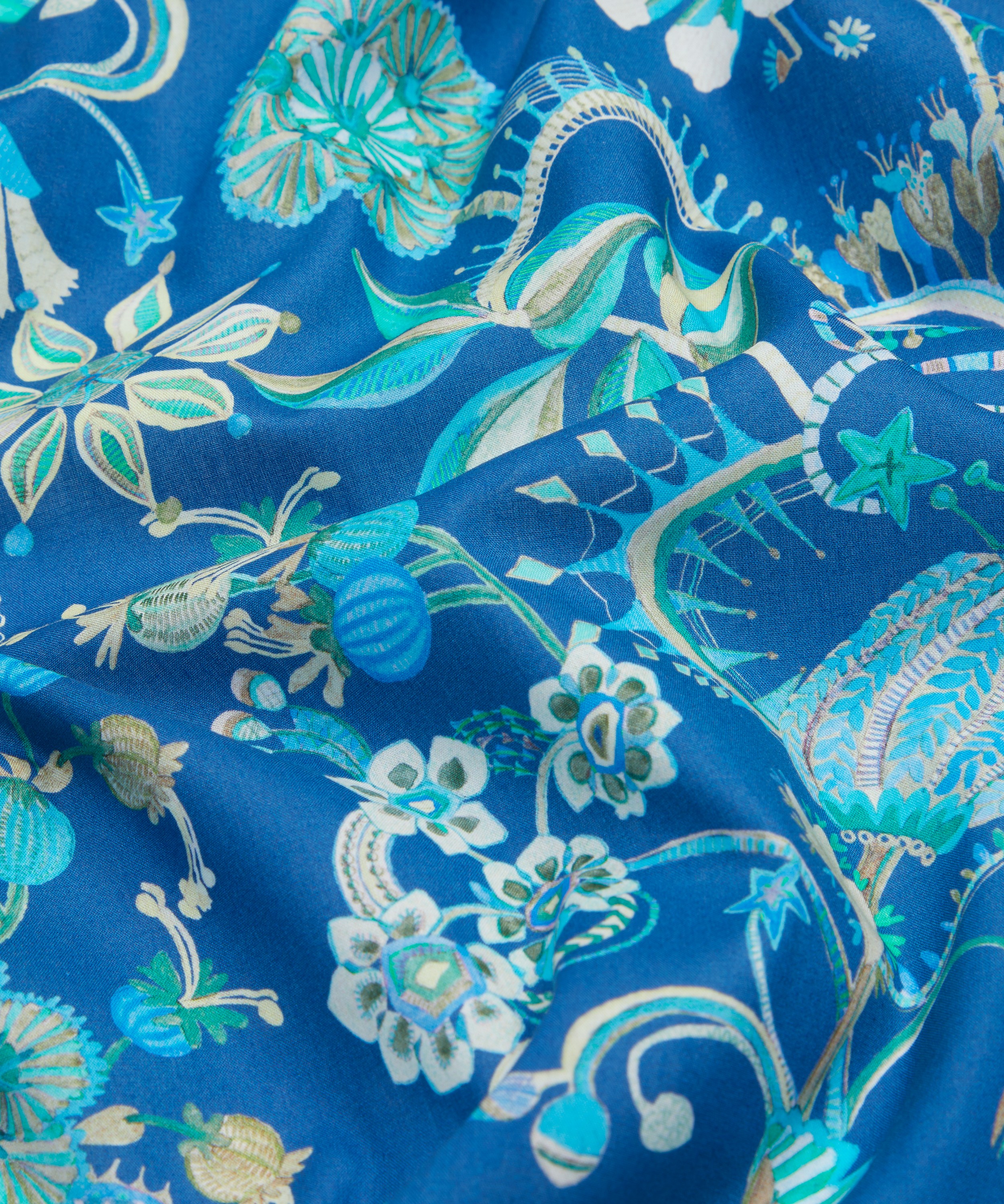 Liberty Fabrics - Beautifully Bizarre Tana Lawn™ Cotton image number 3