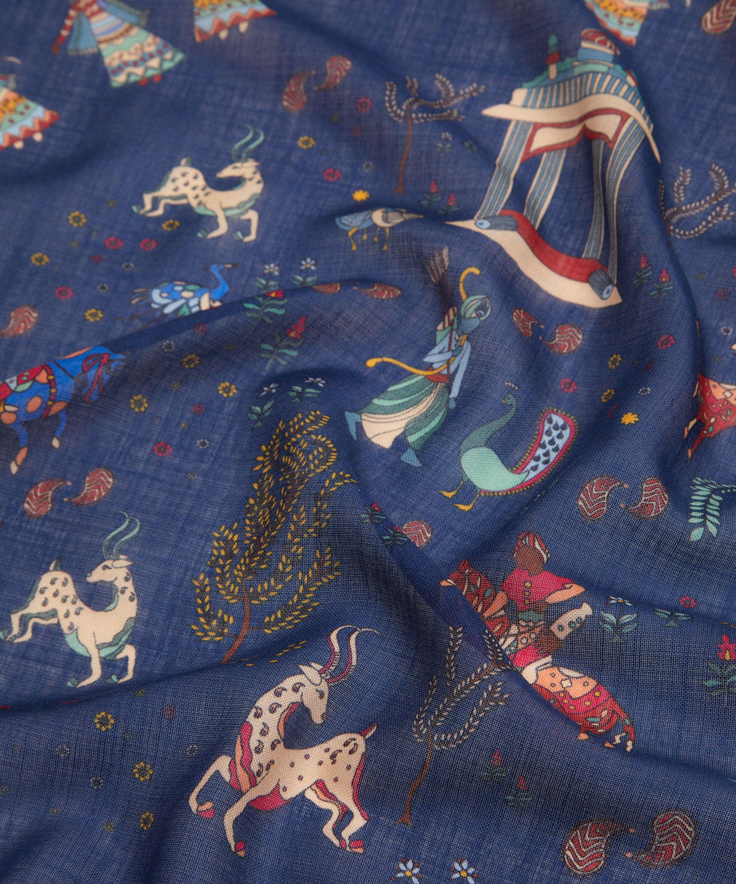 Drakes - Mughal Leopards Wool-Silk Bandana image number 3