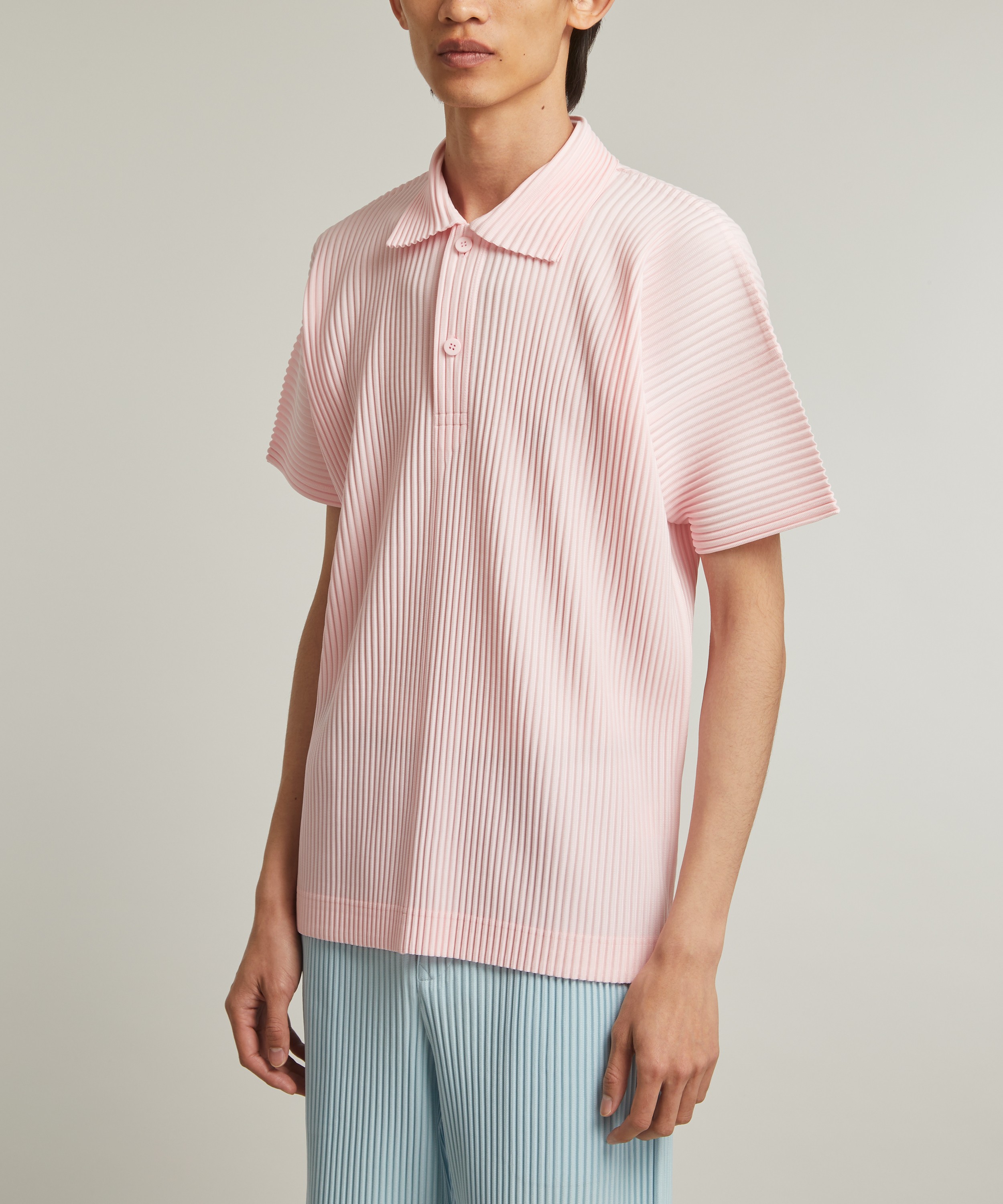 Homme Plisse Issey Miyake - MONTHLY COLOURS MAY Pleated Polo Shirt image number 2