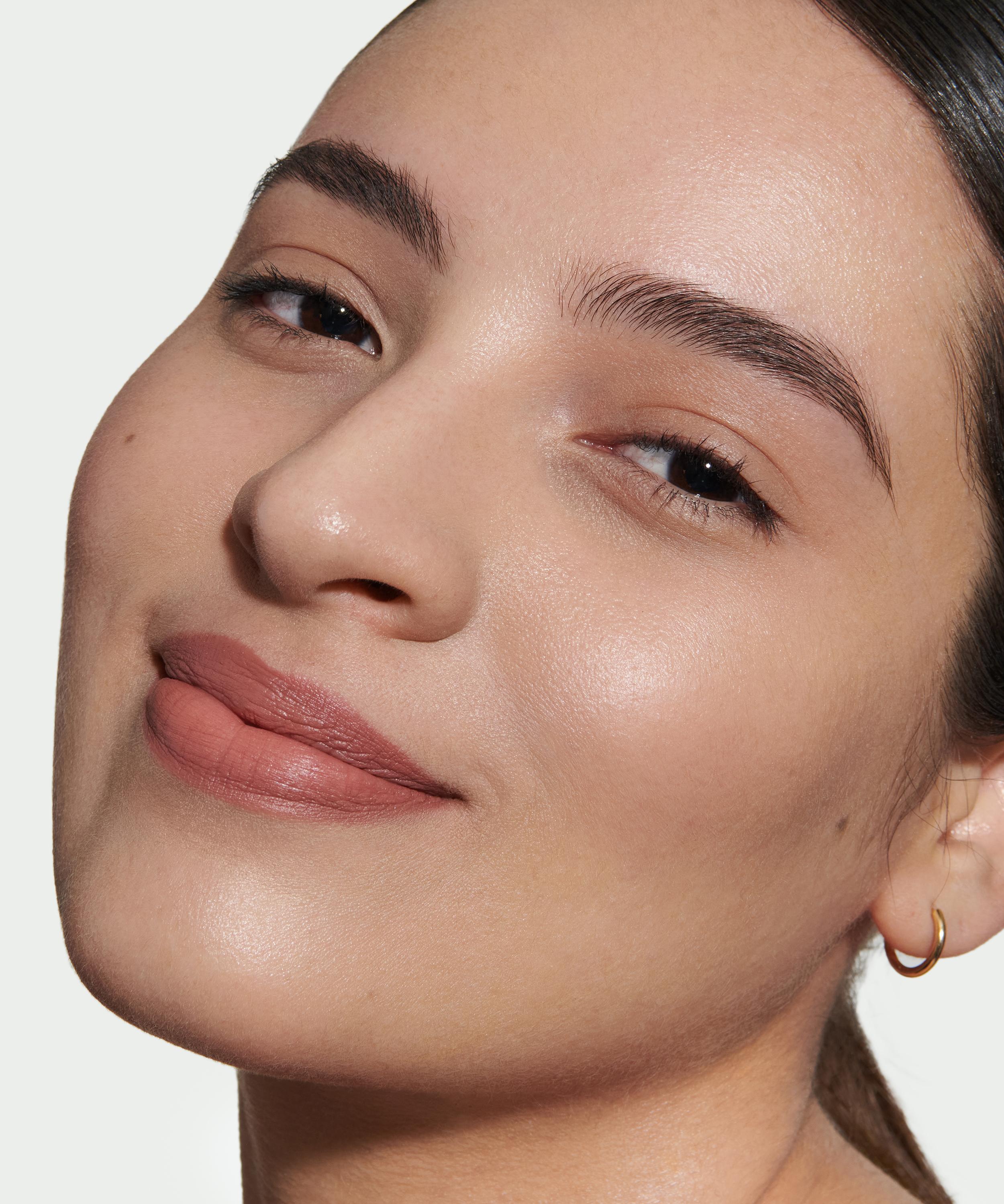 Lisa Eldridge Beauty - Seamless Skin Enhancing Tint 30ml image number 4