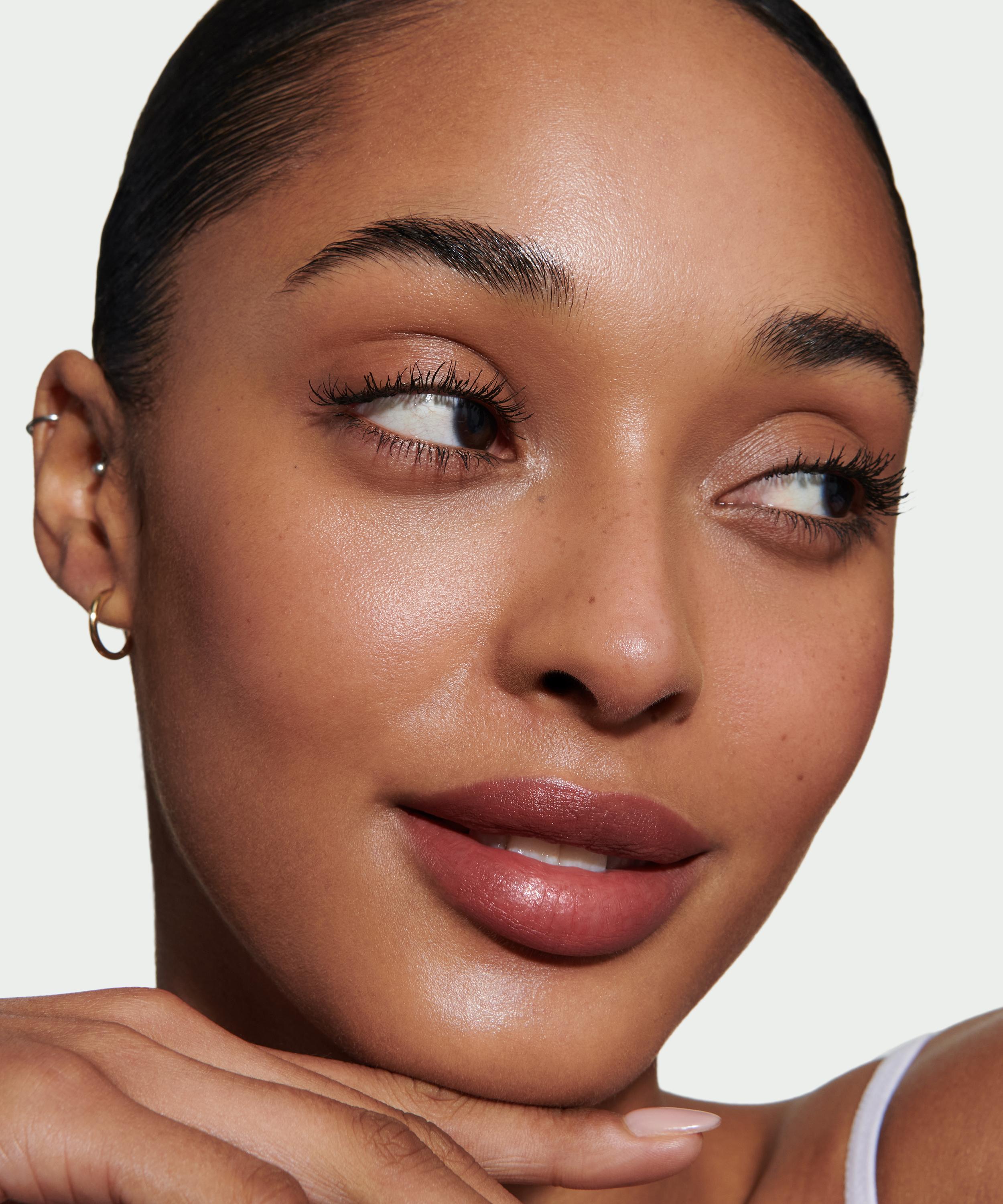 Lisa Eldridge Beauty - Seamless Skin Enhancing Tint 30ml image number 4