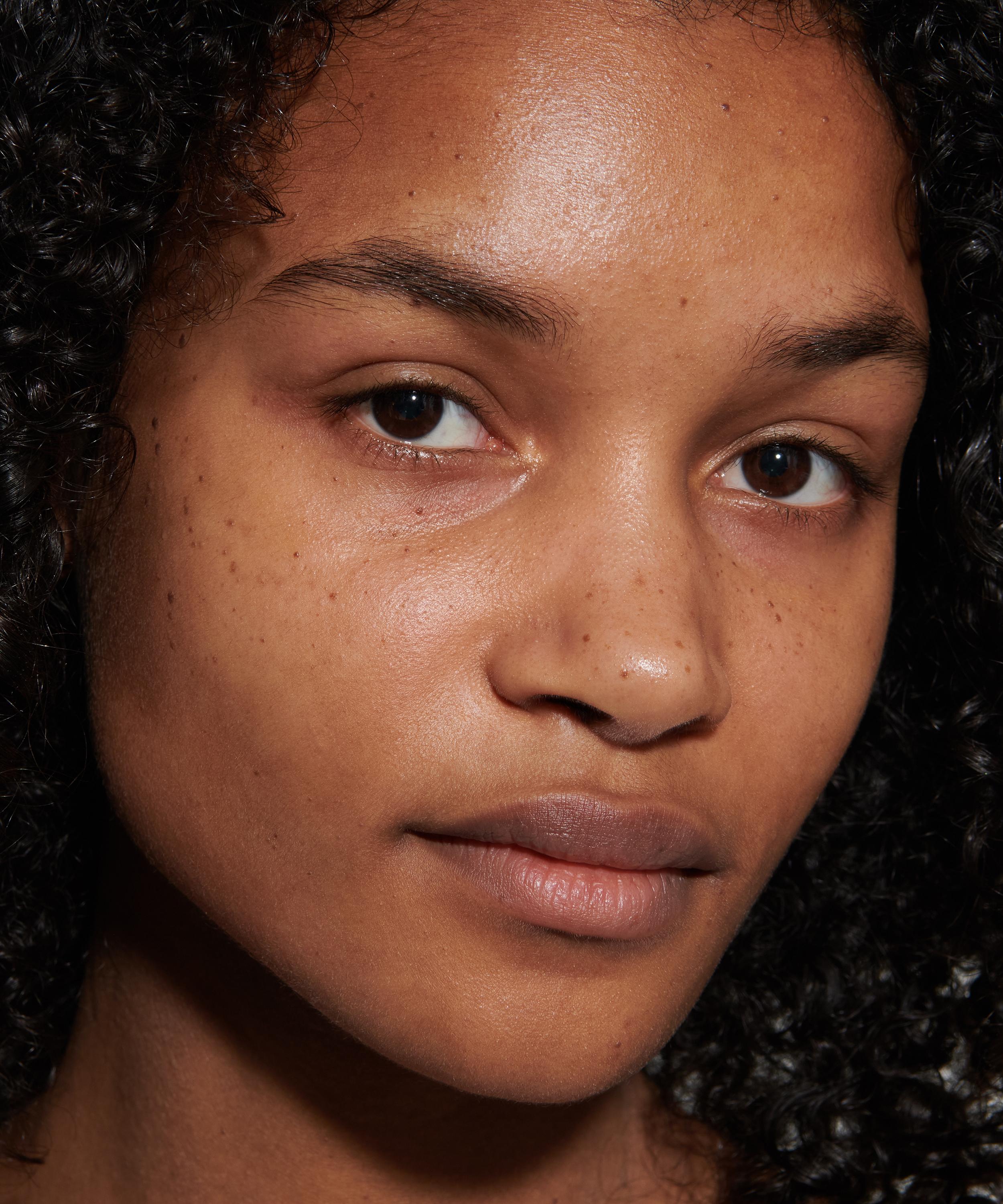 Lisa Eldridge Beauty - Seamless Skin Enhancing Tint 30ml image number 3