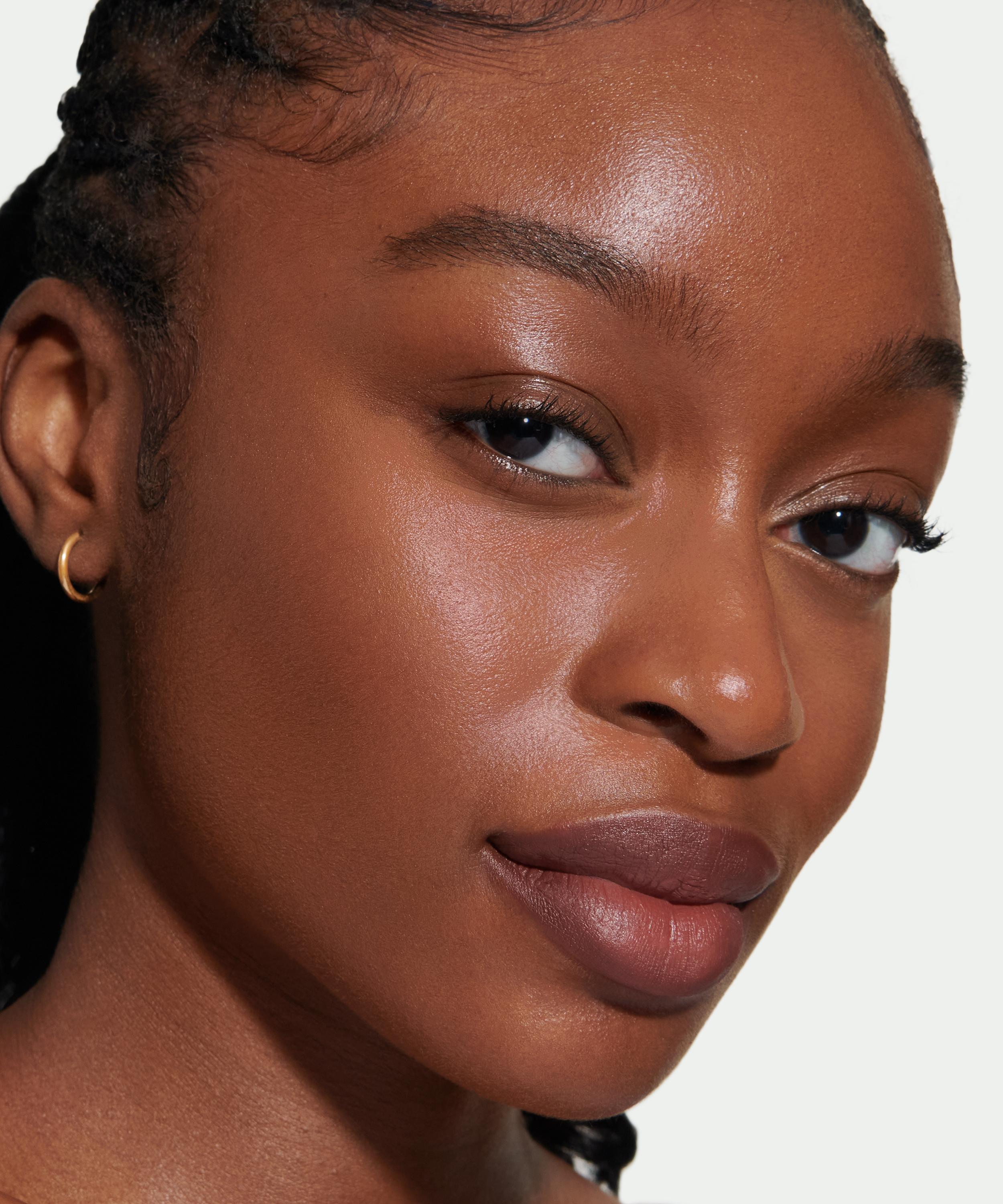 Lisa Eldridge Beauty - Seamless Skin Enhancing Tint 30ml image number 4