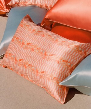 Slip - Queen Silk Seashell Pillowcase image number 9