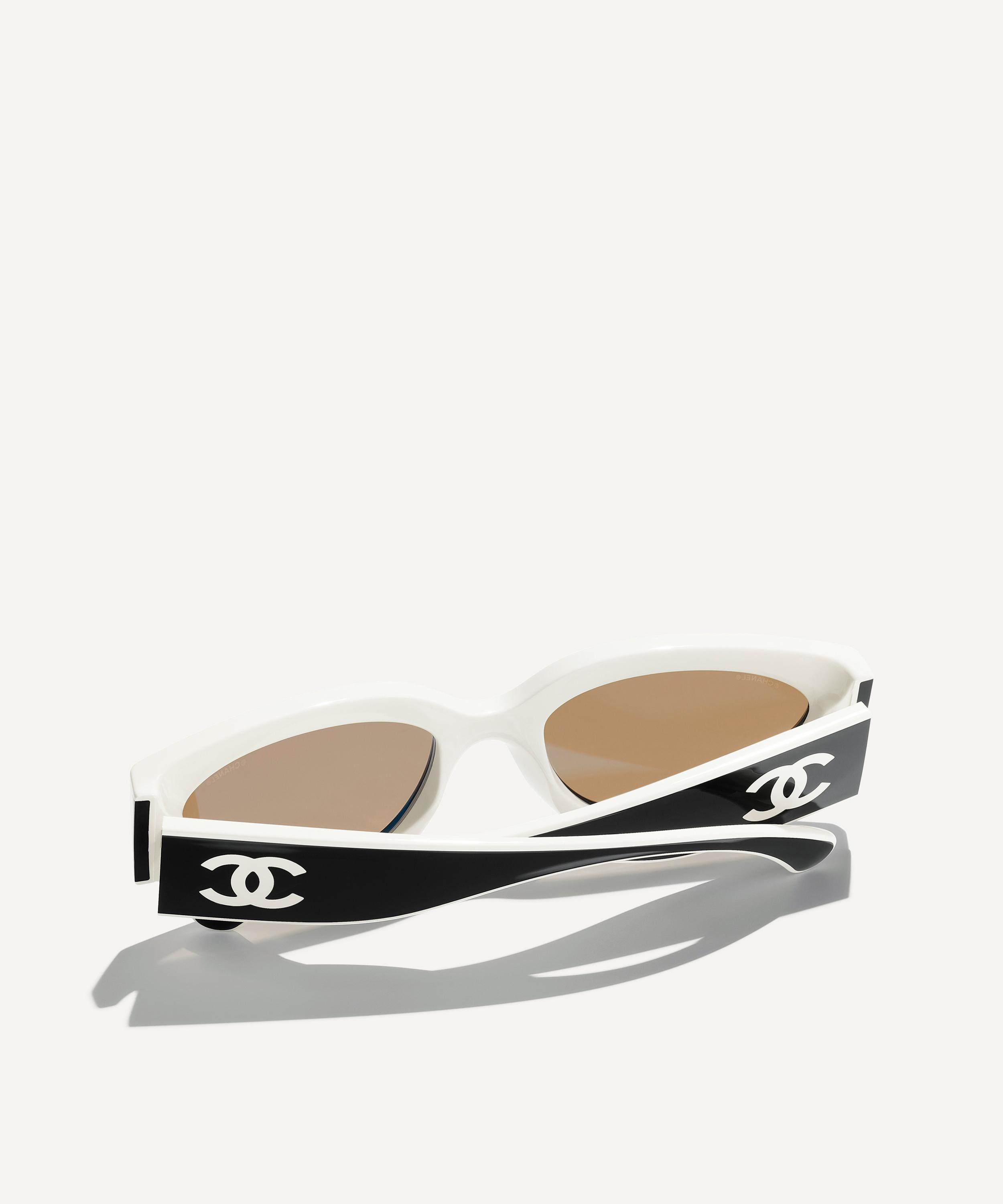 CHANEL - Cat-Eye Sunglasses image number 3