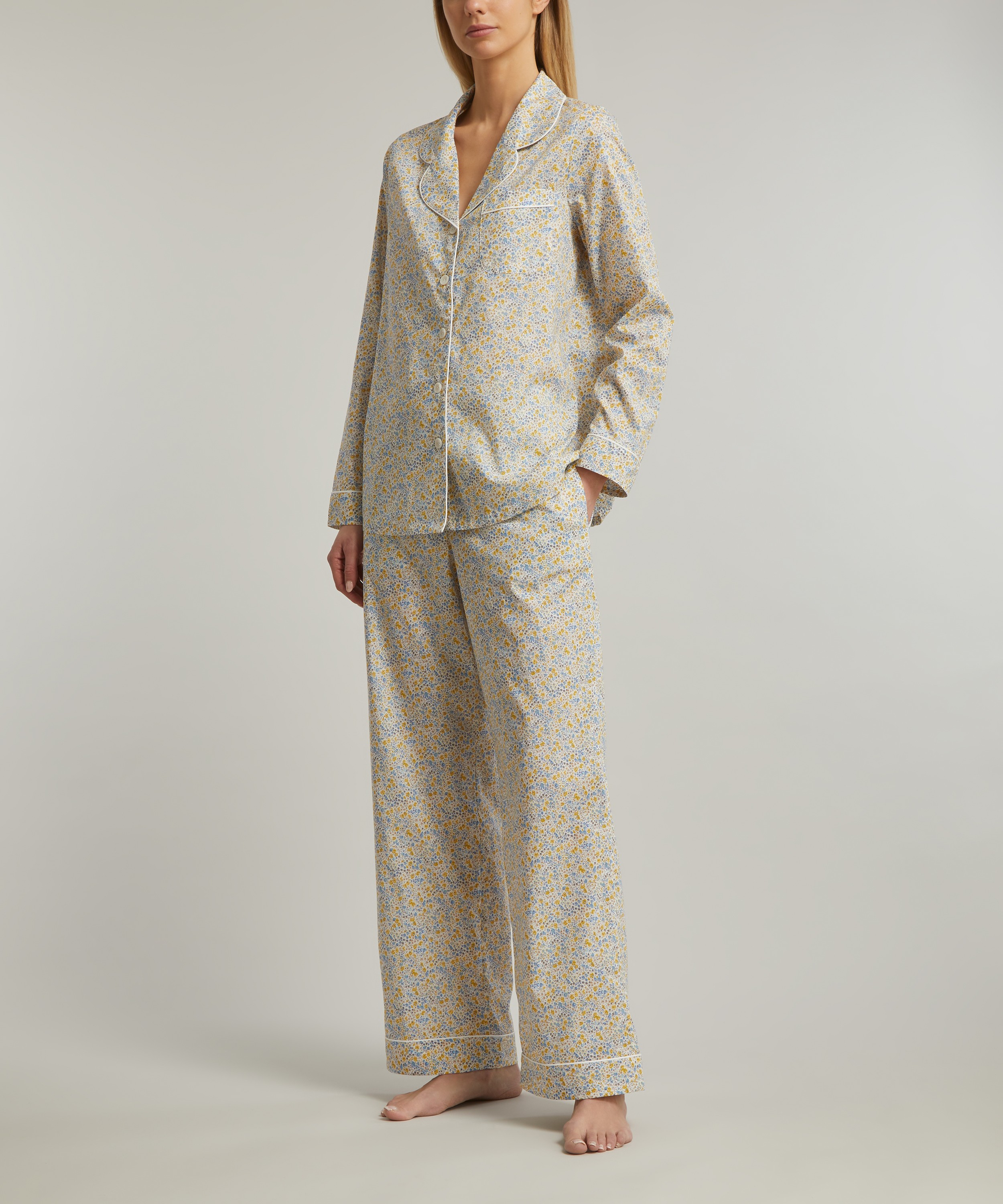 Liberty - Phoebe Tana Lawn™ Cotton Classic Pyjama Set image number 2
