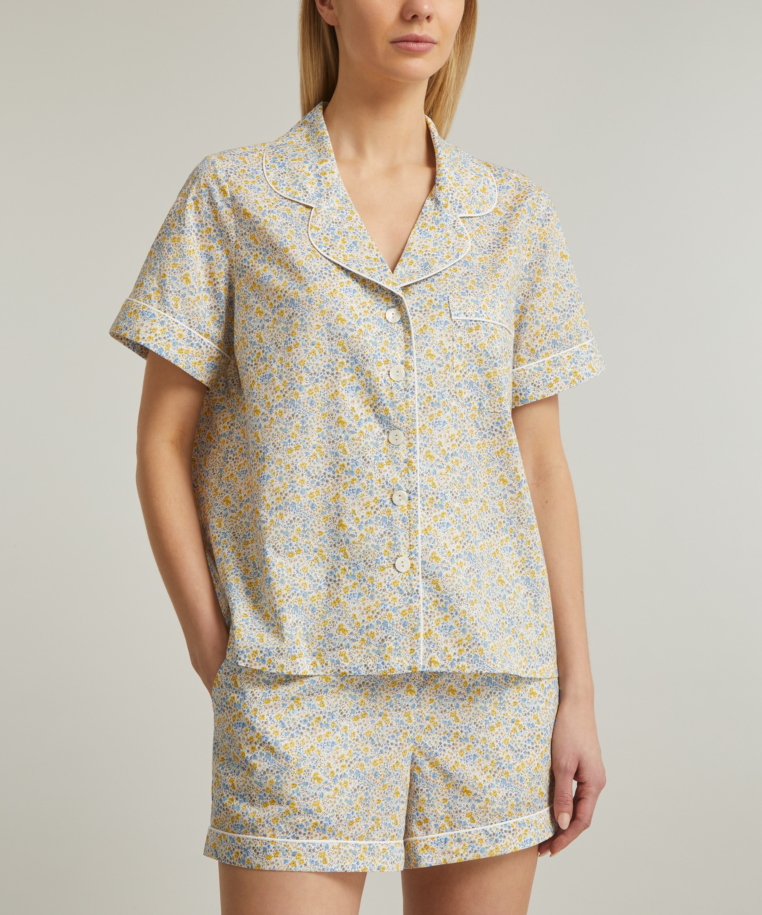 Liberty - Phoebe Tana Lawn™ Cotton Short-Sleeve Pyjama Set image number 2