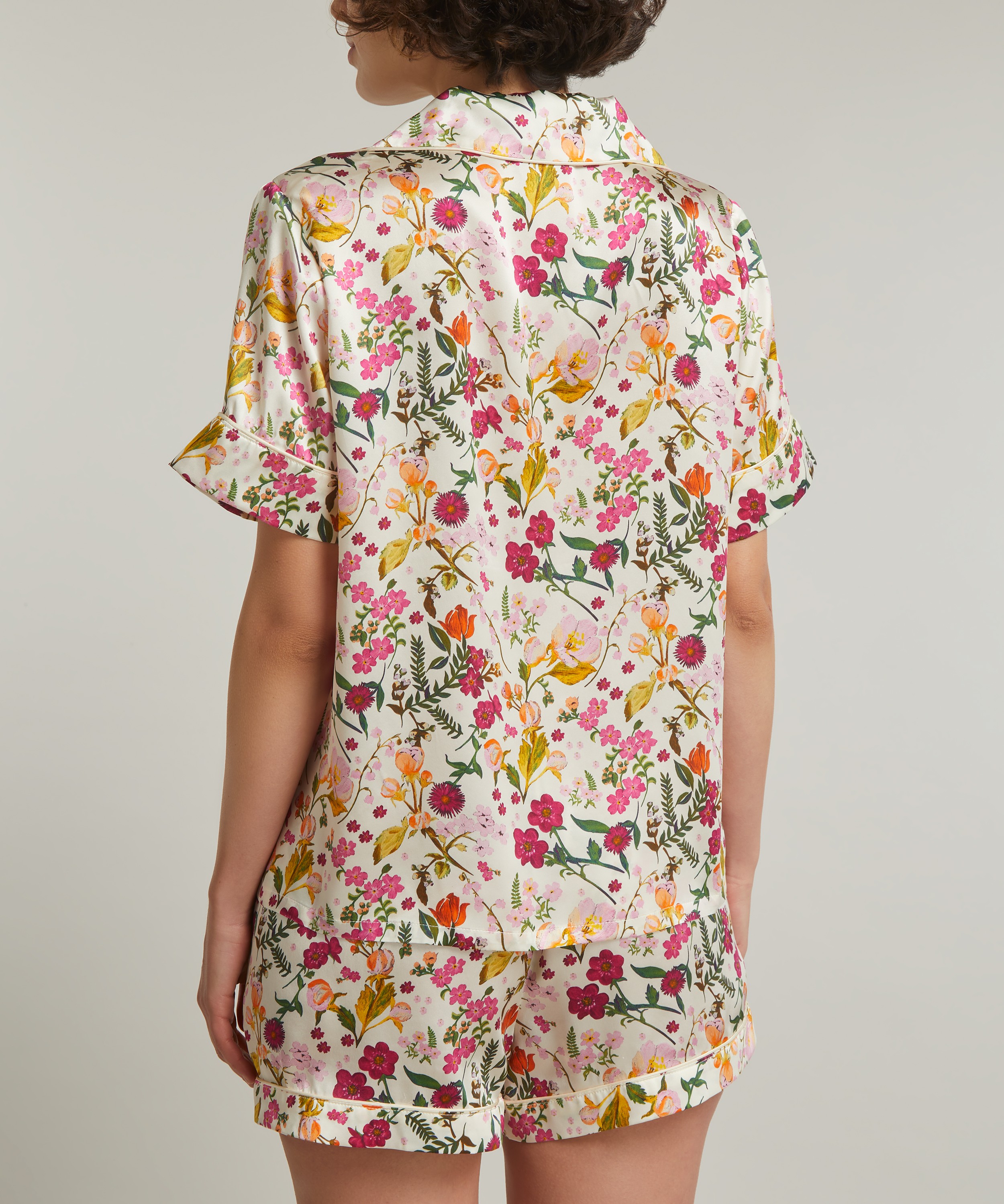 Liberty - Silk-Satin Short-Sleeve Pyjama Set image number 3