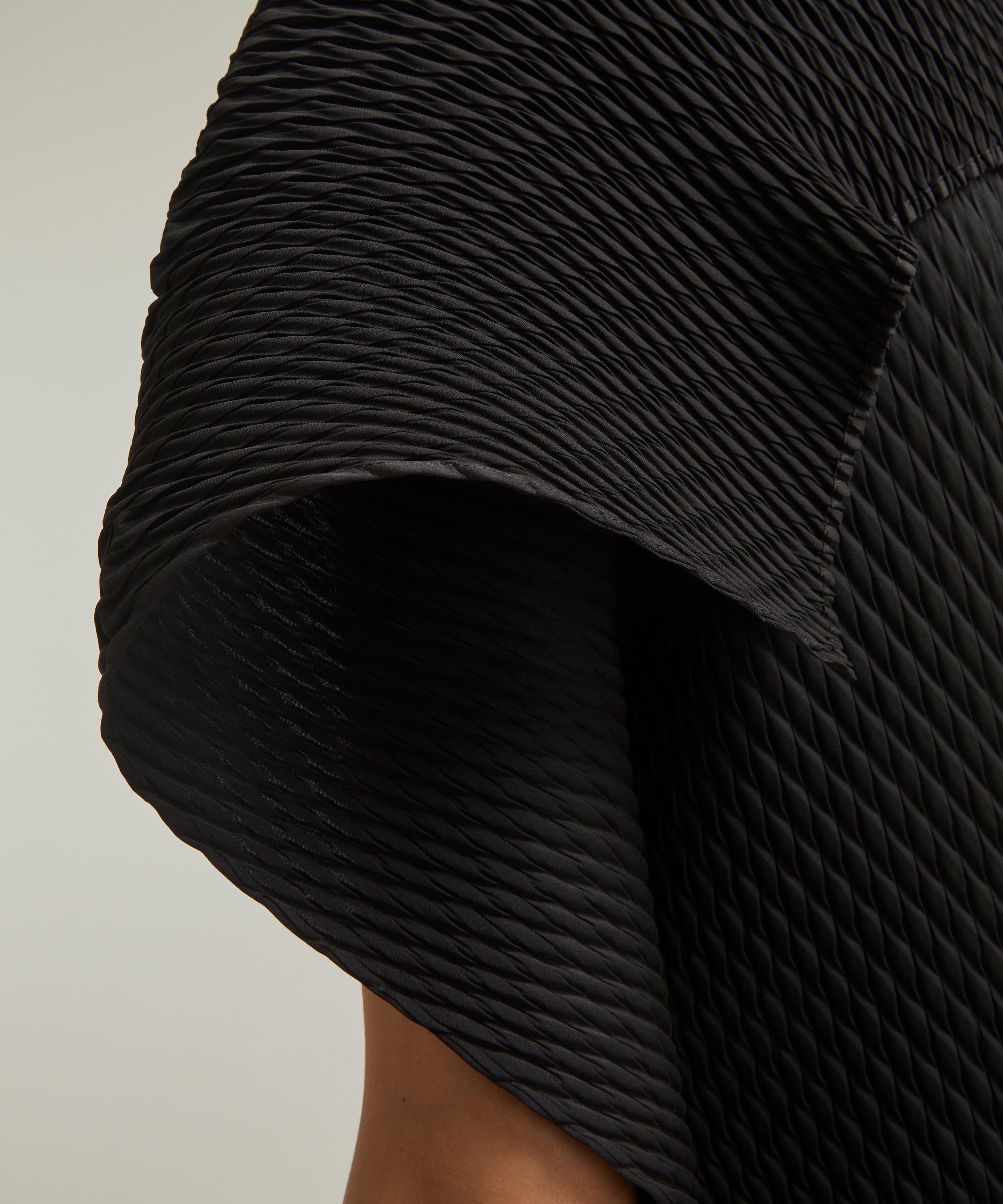 Issey Miyake - SLEEK PLEATS Midi Dress image number 4