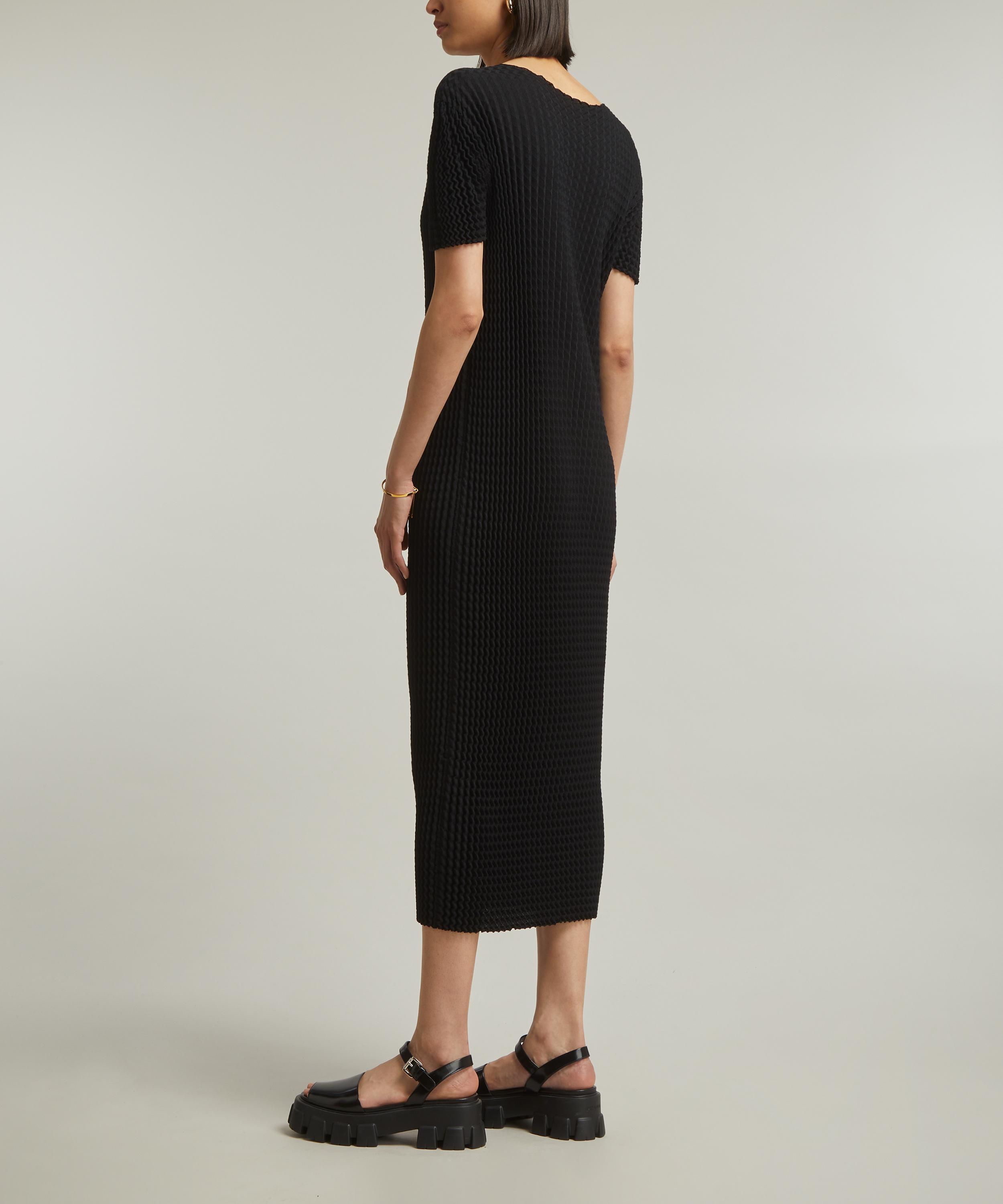 Issey Miyake - SPONGY-46 Pleated Short-Sleeve Dress image number 3