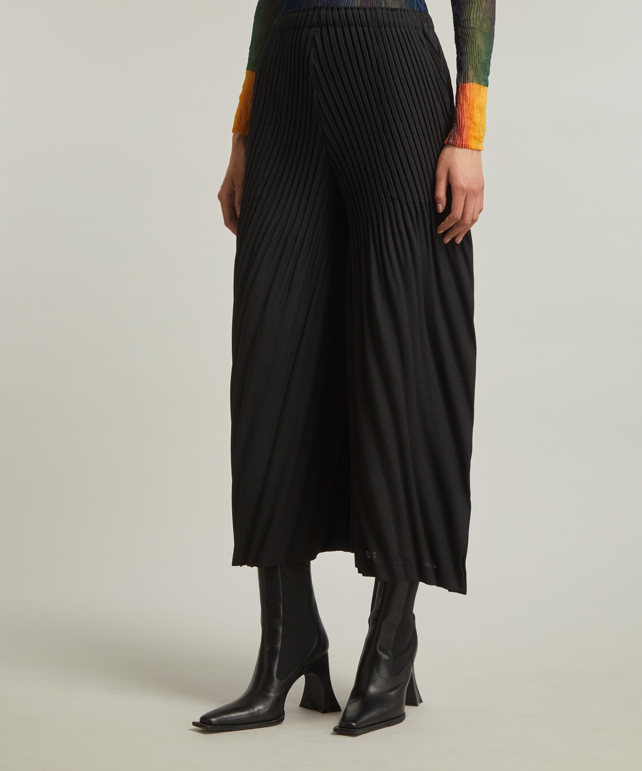 Issey Miyake - LINEN LIKE PLEATS Trousers image number 2