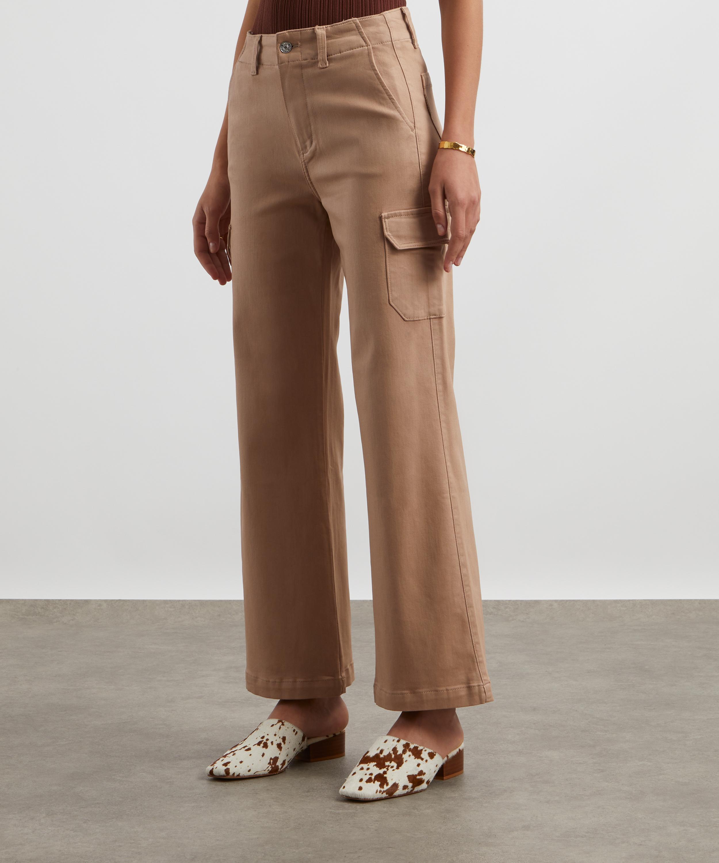 Paige - Carly Wide Leg Cargo Jeans in French Latte Luxe Coating image number 2