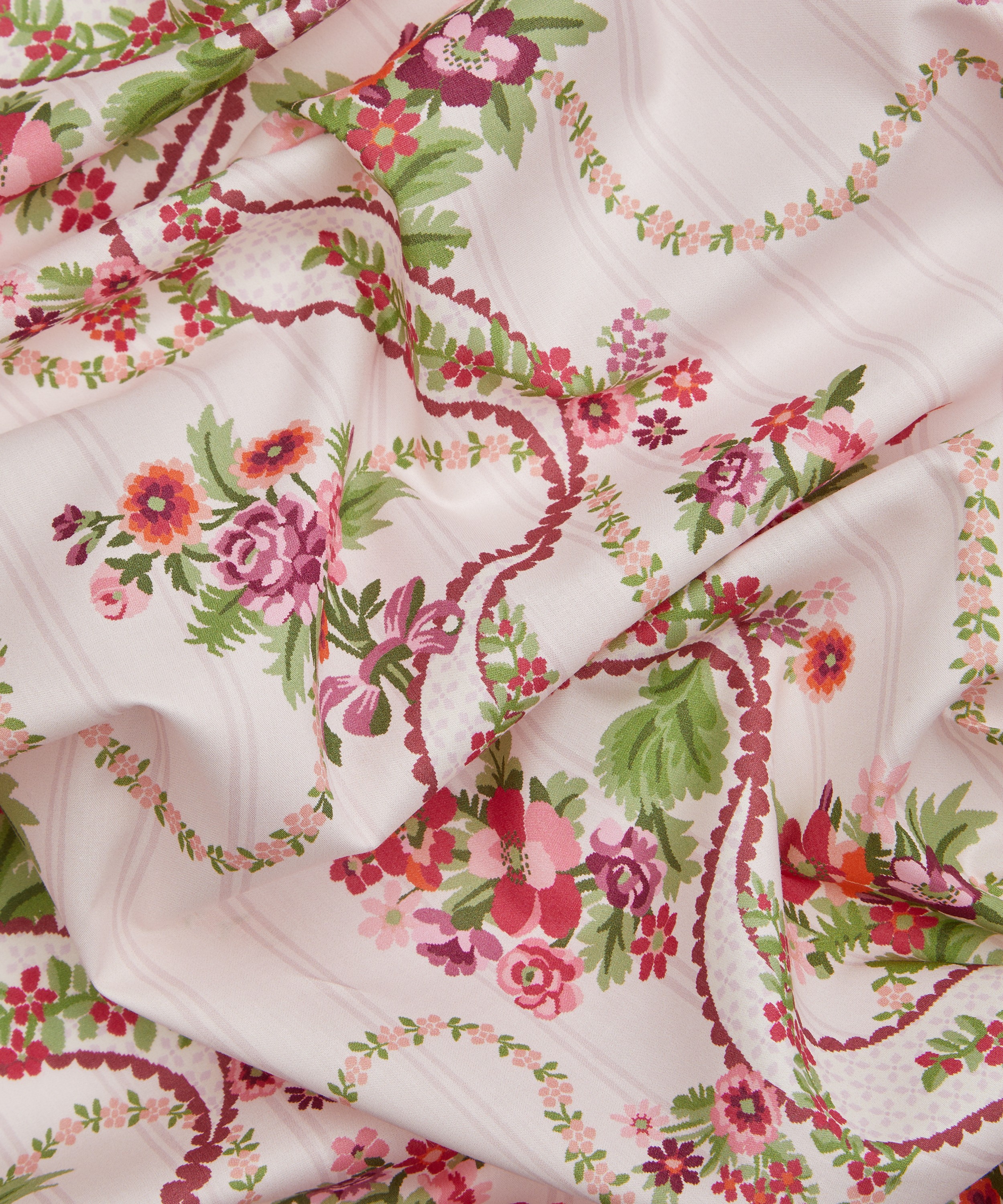 Liberty Fabrics - Liberty Fabrics x Bridgerton Ribbon Cascade Tana Lawn™ Cotton image number 3